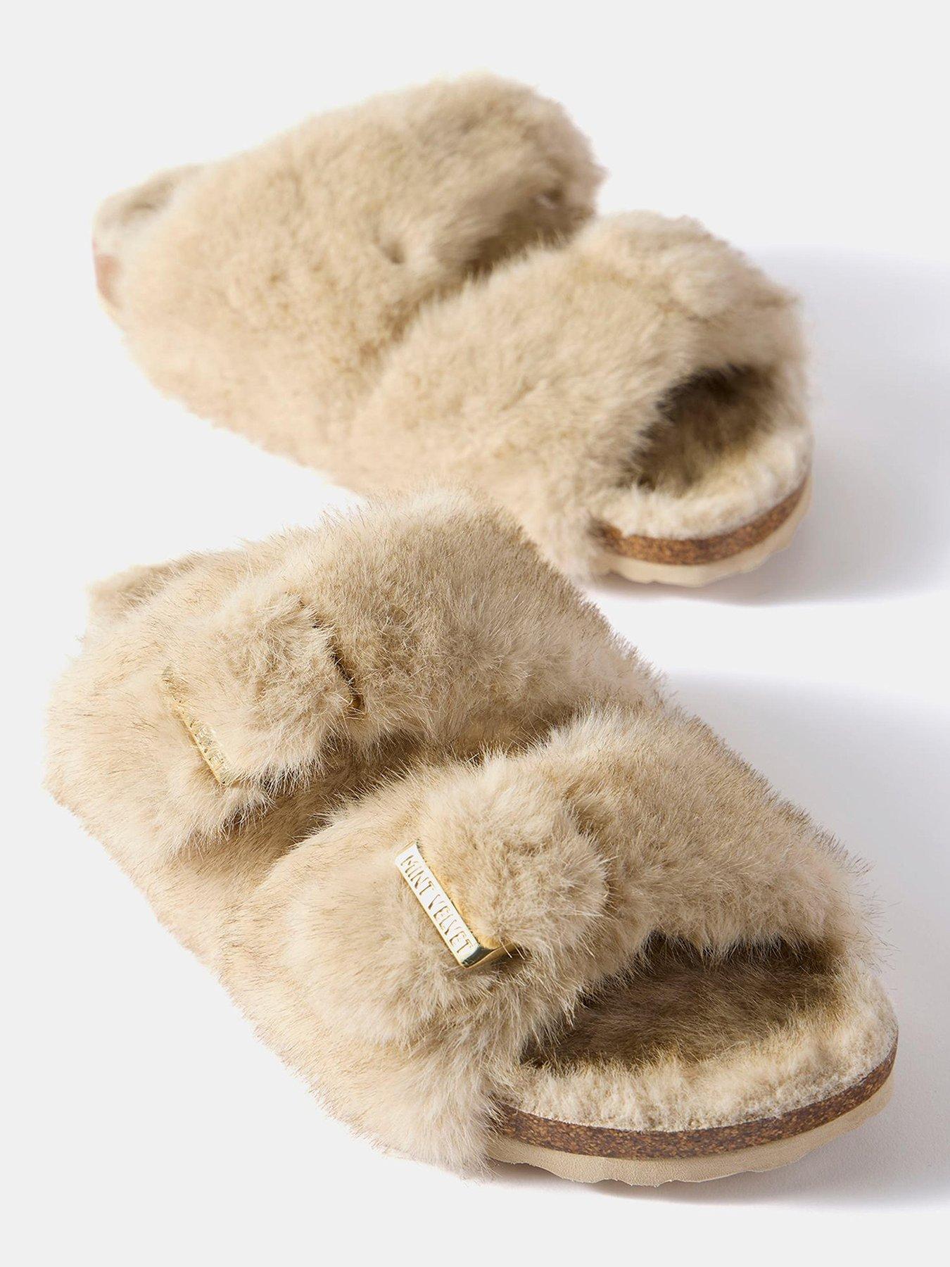 mint-velvet-two-strap-faux-fur-slipper-creamoutfit