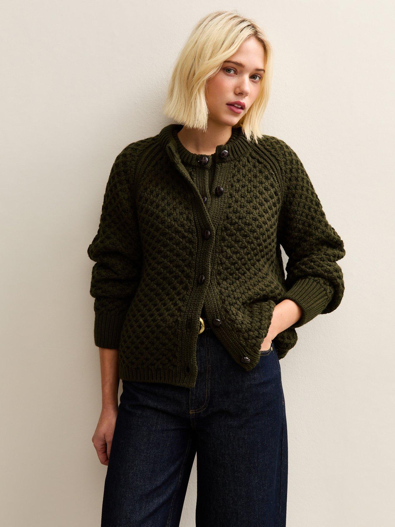 new-look-dark-khaki-chunky-crew-neck-cardiganfront