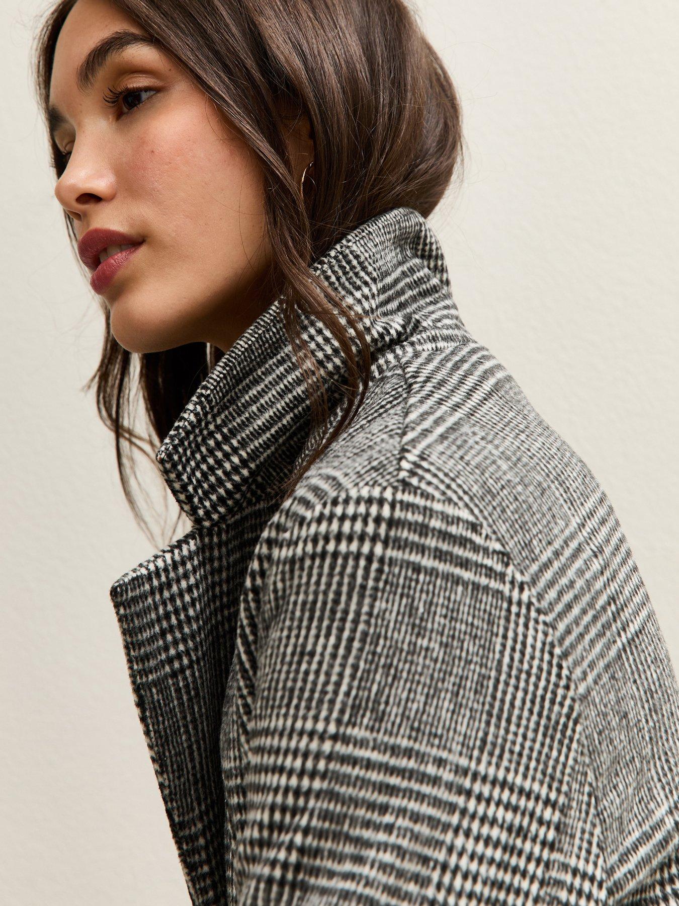 new-look-black-check-collared-coatoutfit