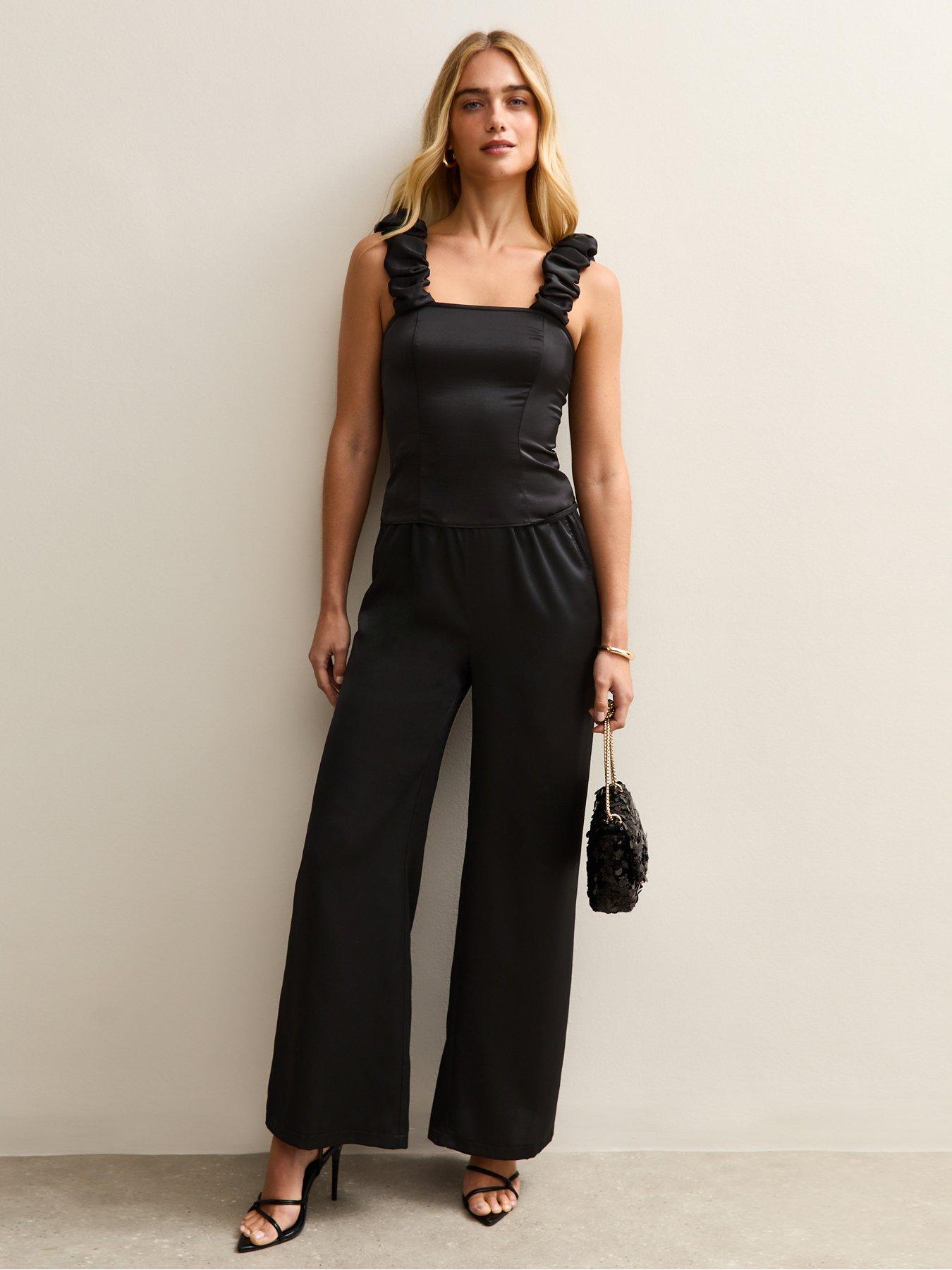 Image 3 of 5 of New Look Satin Ruched Strap Cami -Black&nbsp;