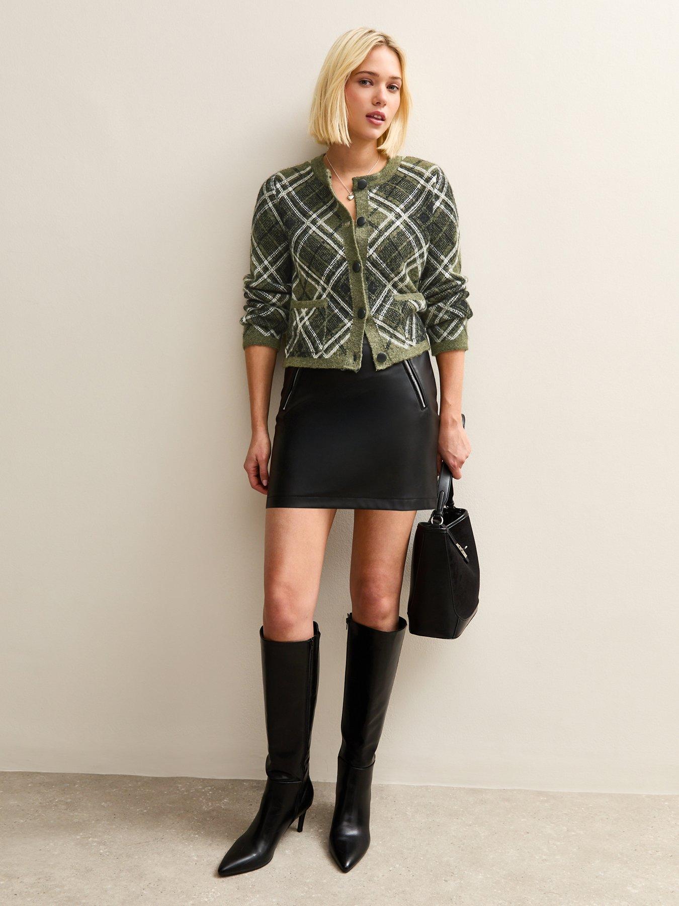 new-look-diagonal-check-double-pocket-cardigan-greenback