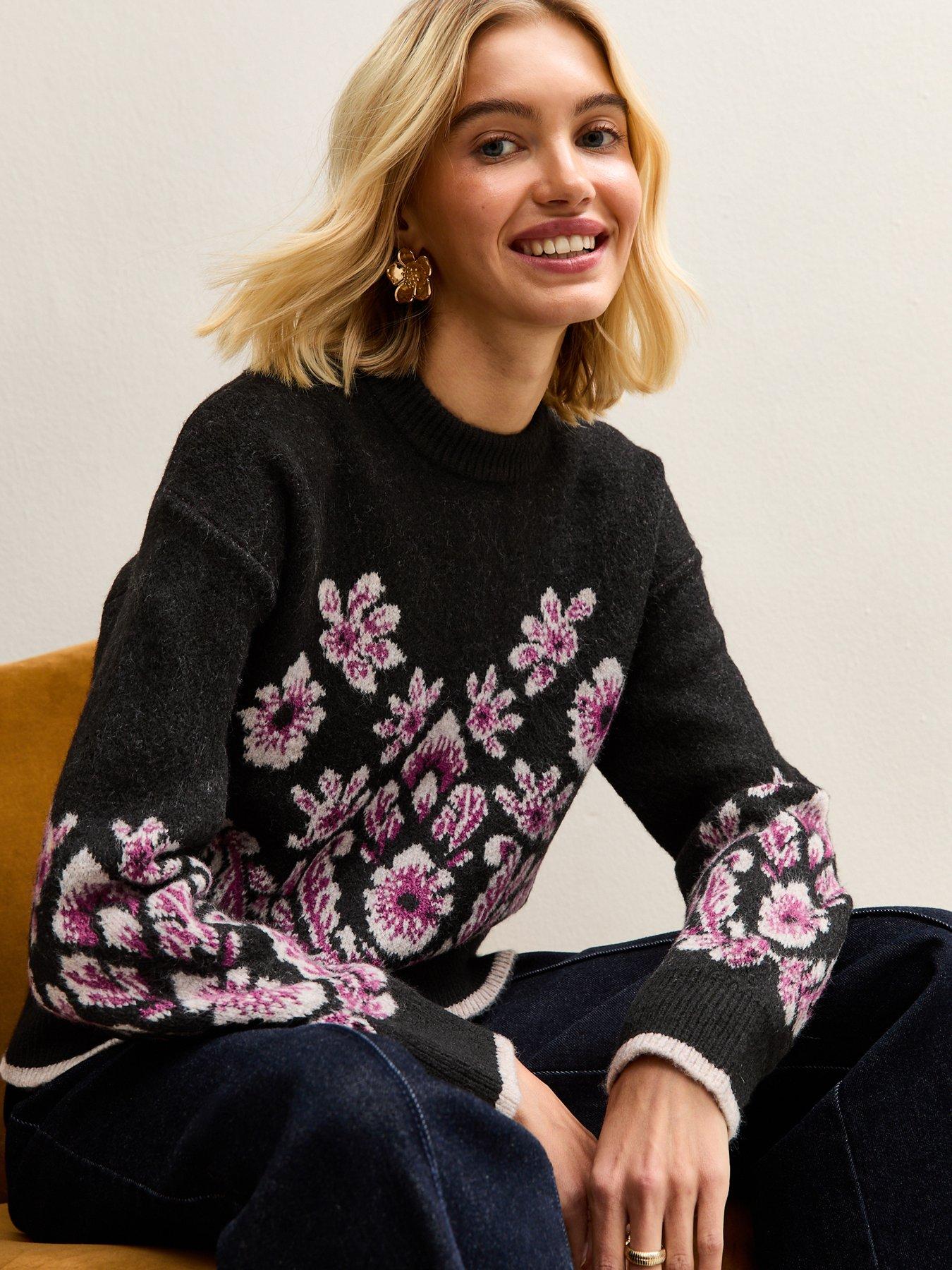new-look-floral-high-neck-jumper-blackoutfit