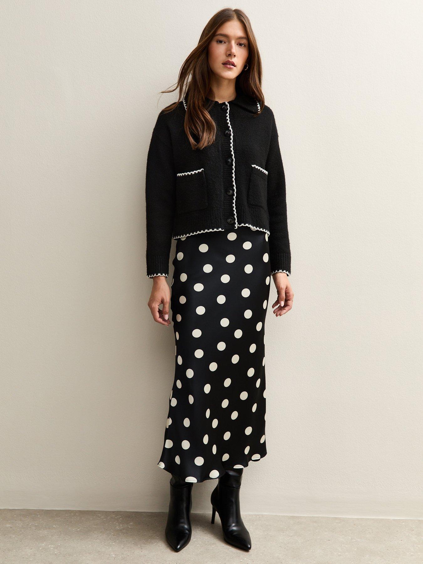 new-look-spot-satin-bias-midi-skirt-blackfront