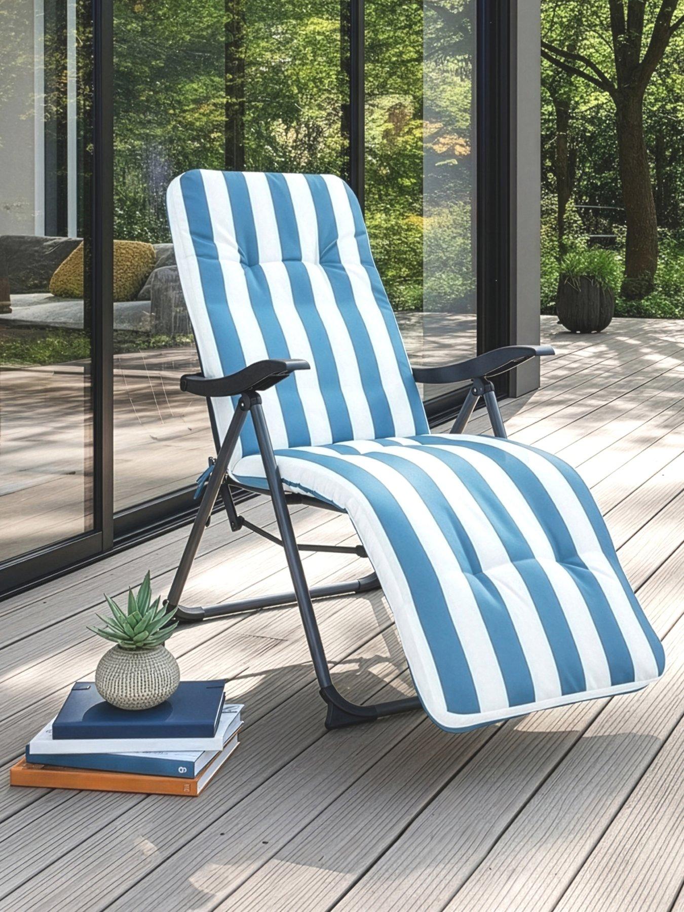 the-very-collection-devon-cushion-relaxerfront