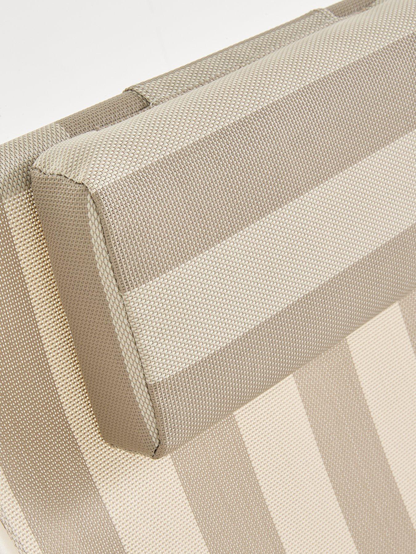 the-very-collection-palm-springs-deckchair-stripeoutfit