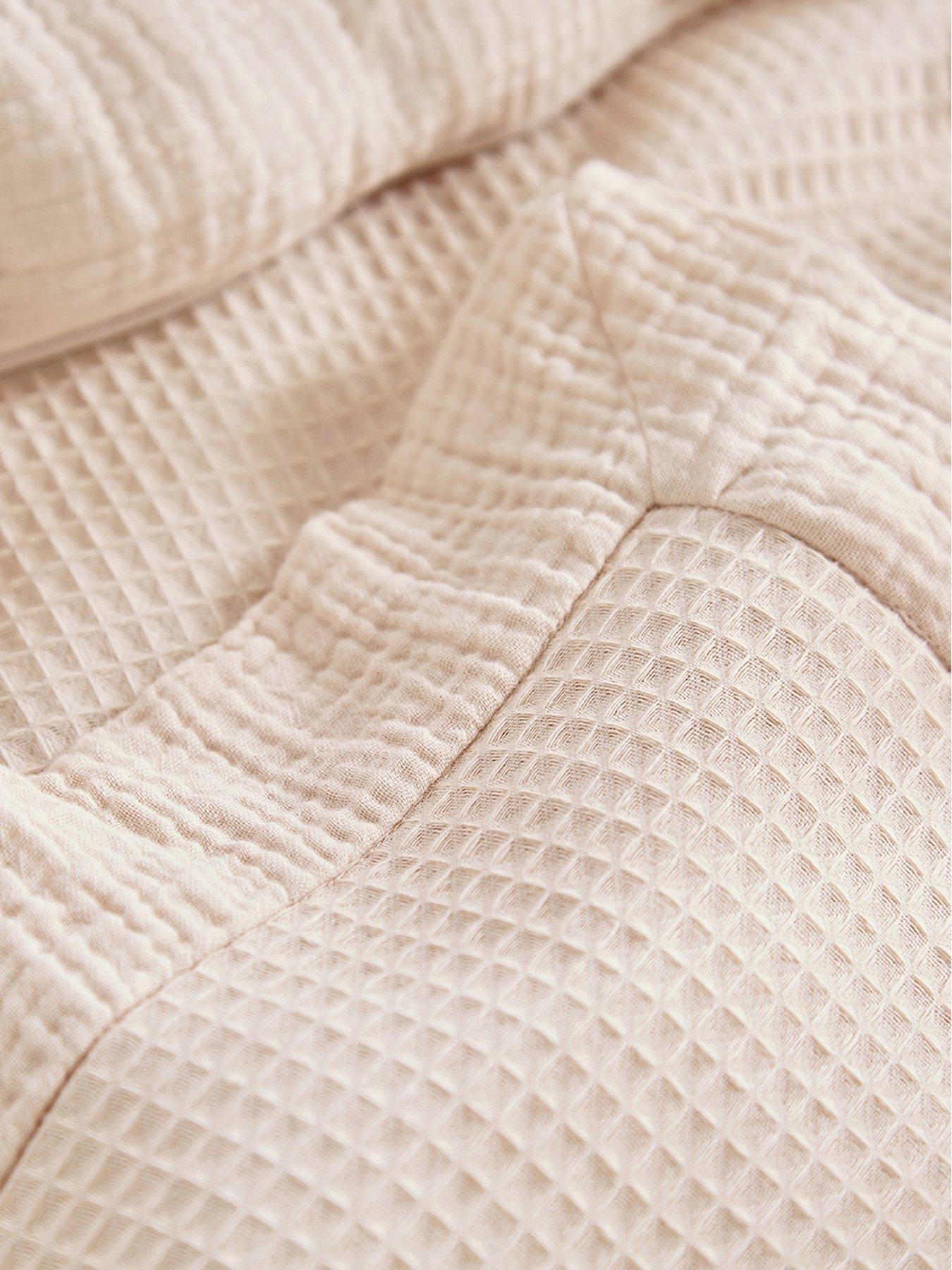 Image 3 of 8 of CuddleCo 4pc Cot Bed Bedding Set - Cashmere Waffle