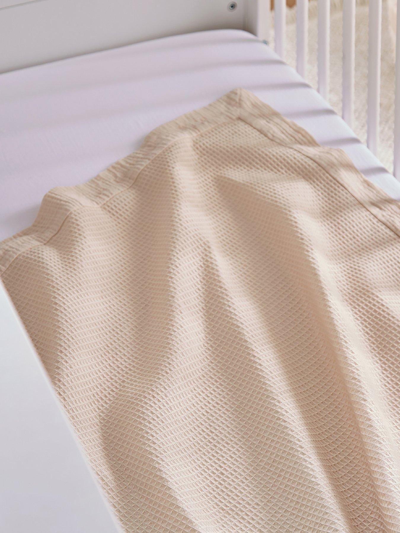 Image 7 of 8 of CuddleCo 4pc Cot Bed Bedding Set - Cashmere Waffle