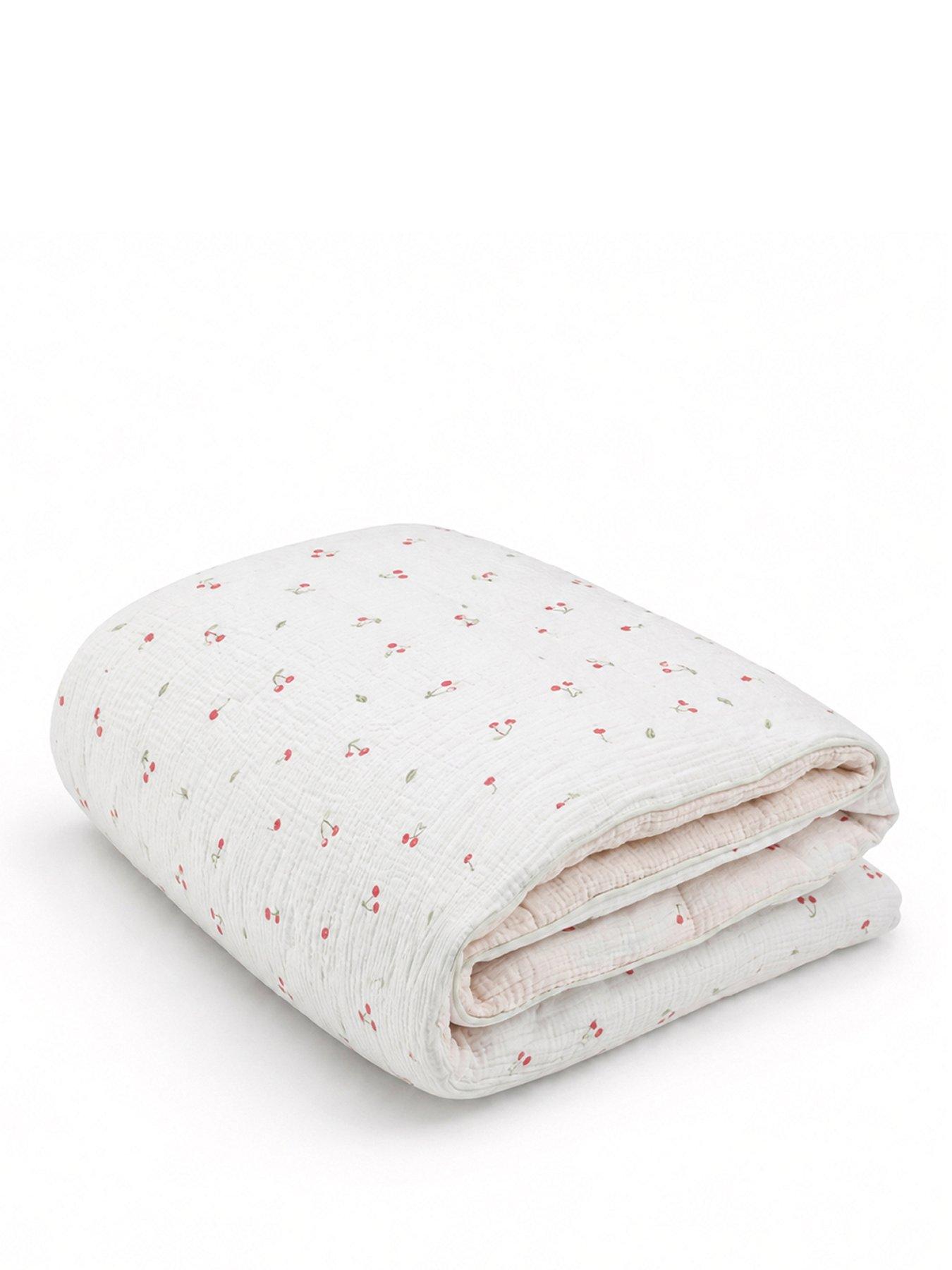 Image 2 of 7 of CuddleCo Cot Bed Quilt - Ditsy Cherry