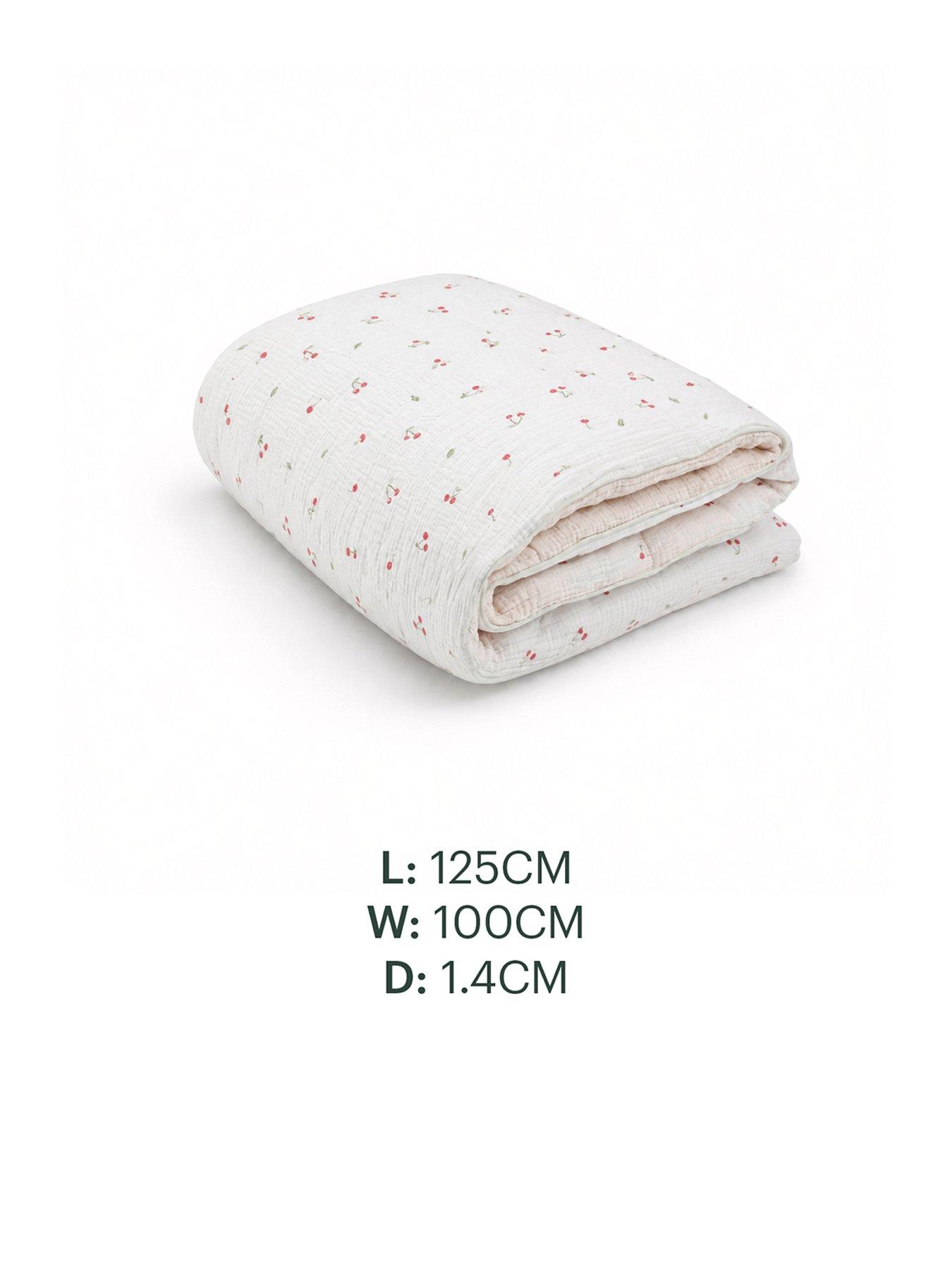 Image 3 of 7 of CuddleCo Cot Bed Quilt - Ditsy Cherry