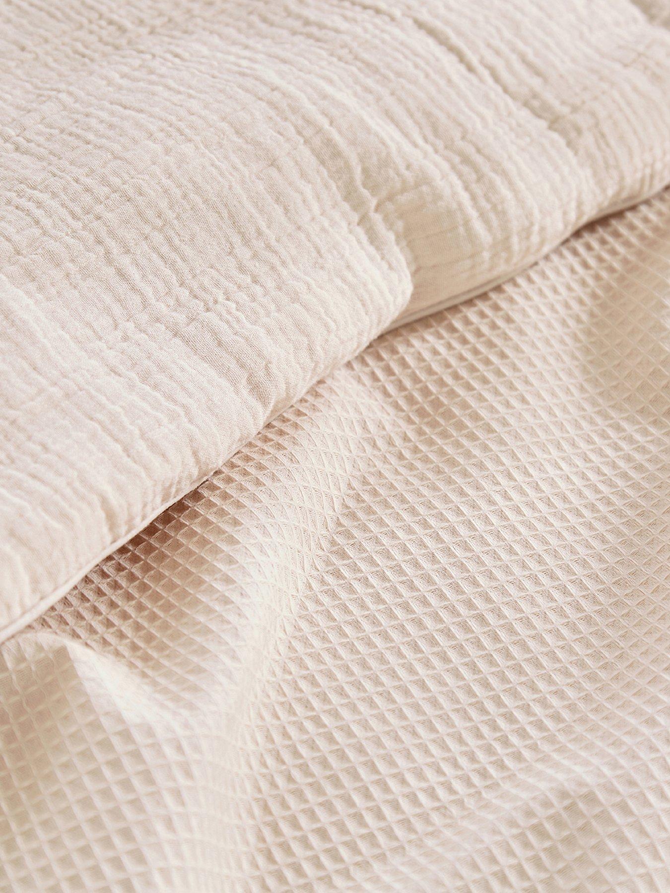 cuddleco-cot-bed-quilt-cashmere-waffleback