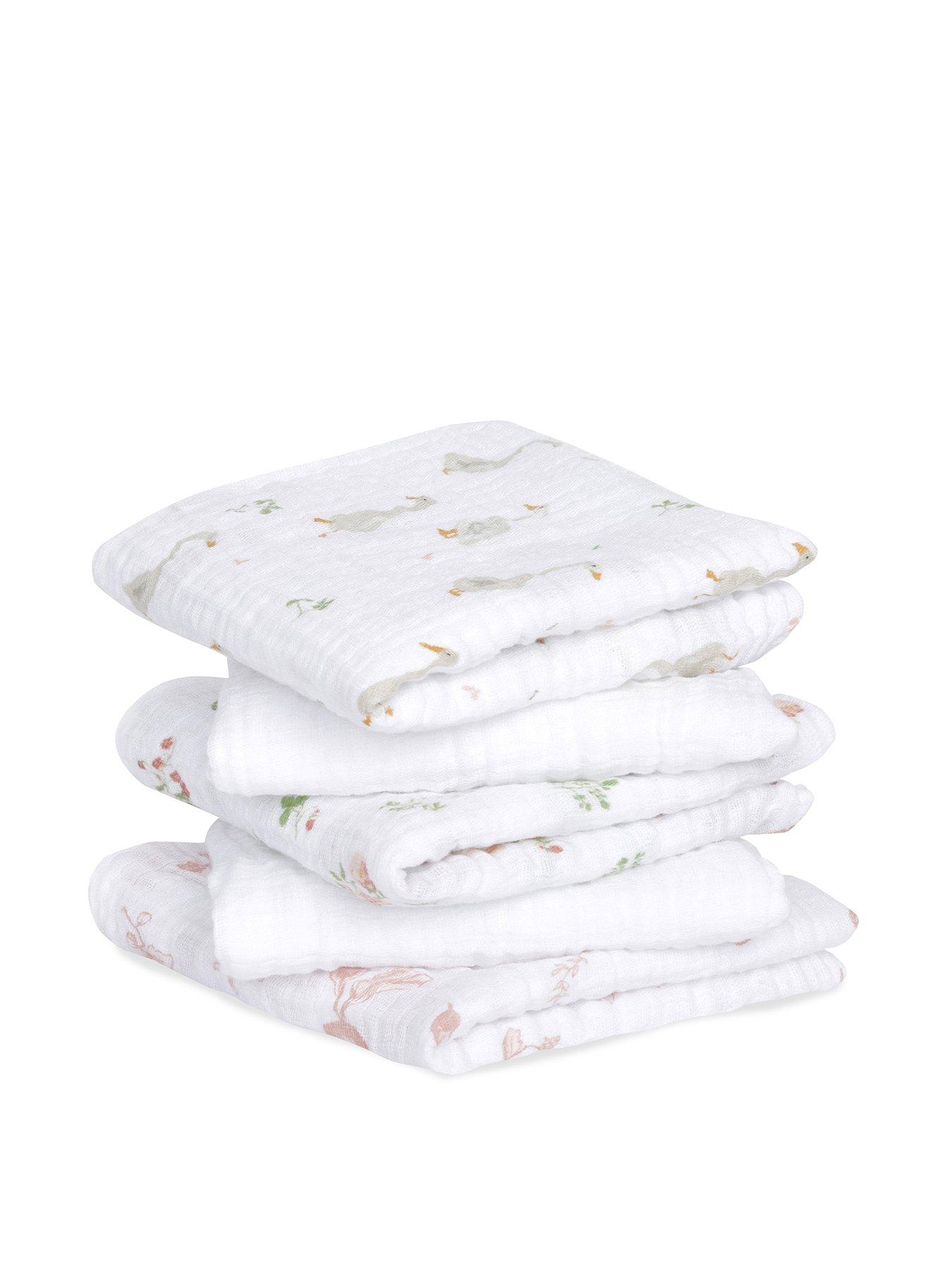 Image 2 of 4 of aden + anais Essential 5 Pack Cotton Muslin Squares - Country Floral