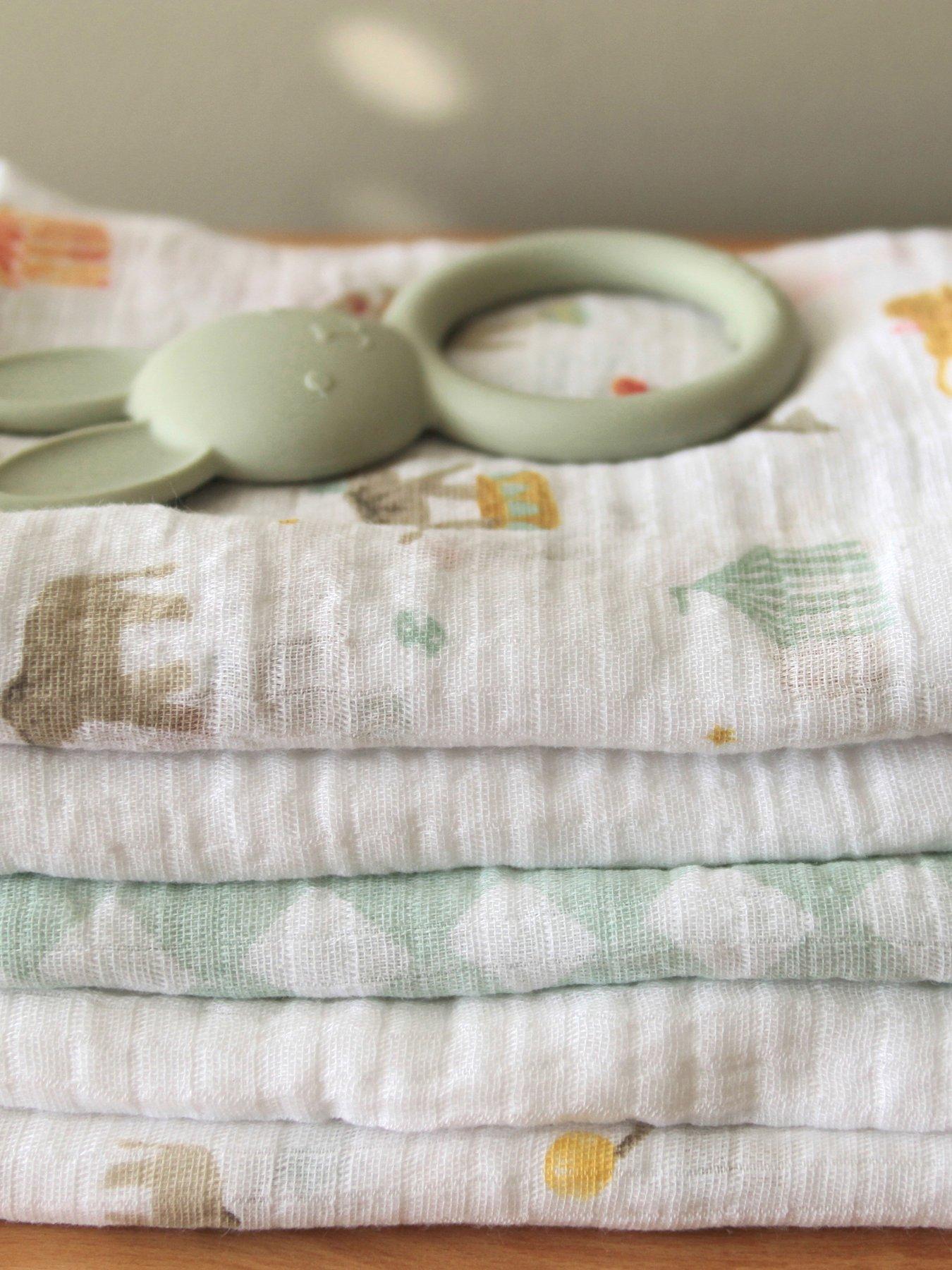 Image 4 of 4 of aden + anais Essential 5 Pack Cotton Muslin Squares - Elephant Circus