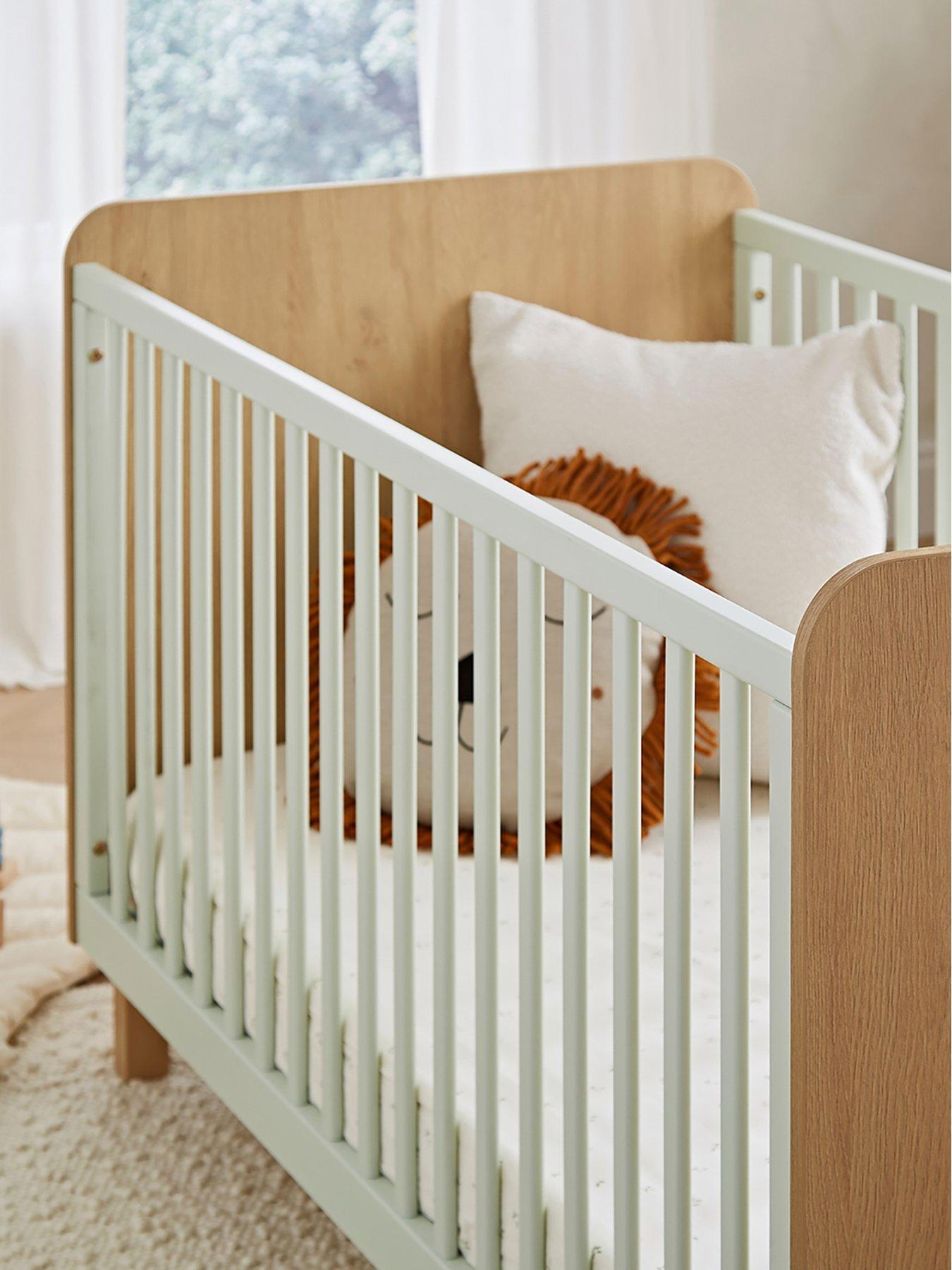 Image 3 of 4 of CuddleCo Remi Cot Bed Oak/Green