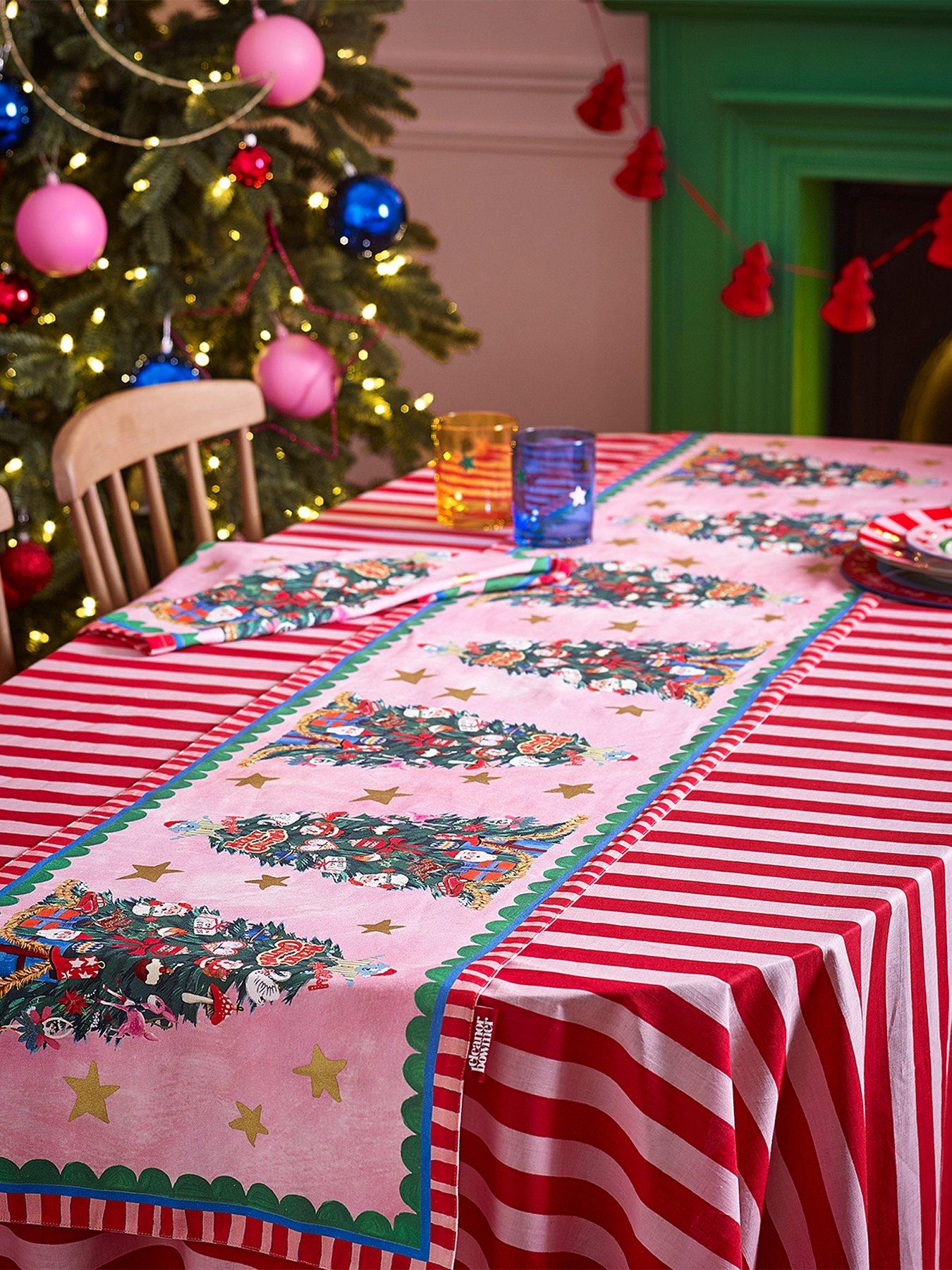 eleanor-bowmer-eleanor-bowmer-fabulously-festive-table-runnerfront