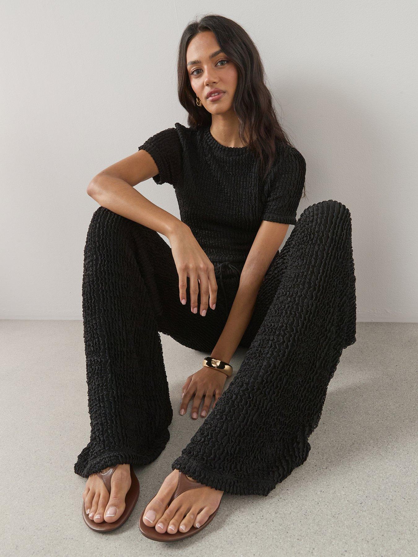 Image 5 of 6 of The Very Collection Textured Short Sleeve Co-Ord Top - Black