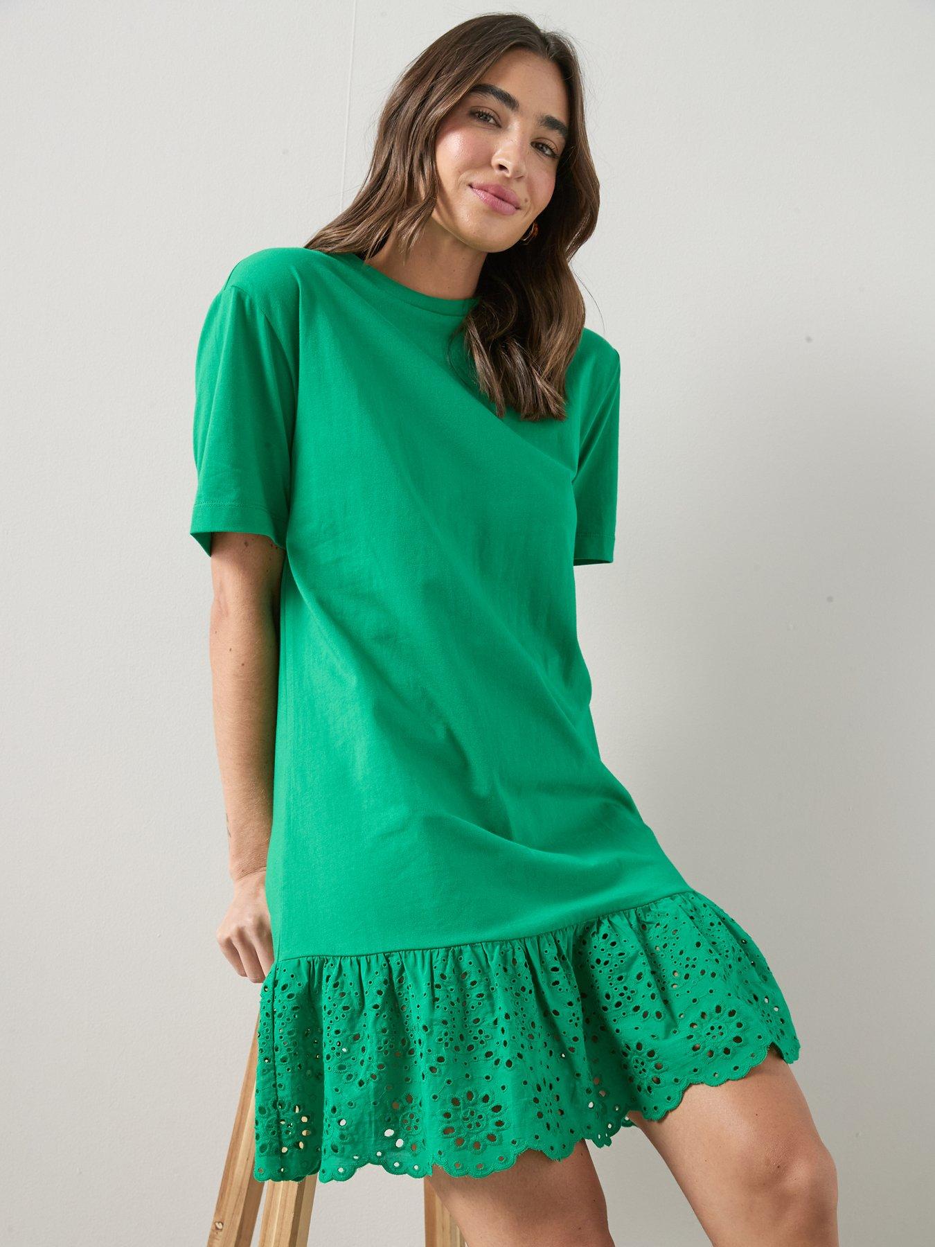 the-very-collection-embroidered-hem-t-shirt-dress-greenoutfit
