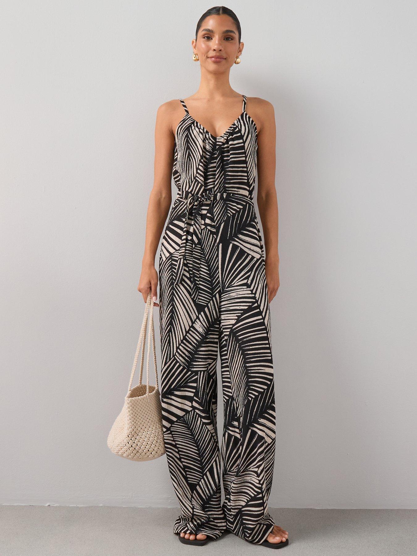 The Very Collection Printed Crinkle Strappy Jumpsuit - Mono