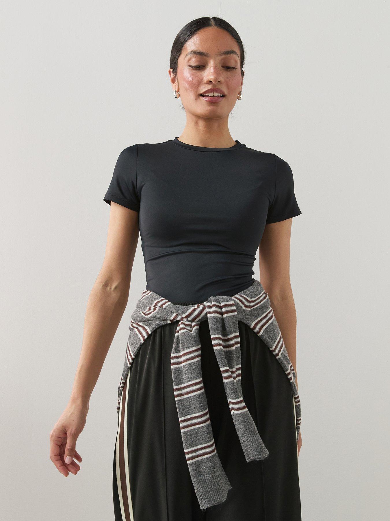 the-very-collection-soft-touch-short-sleeve-tee-blackfront