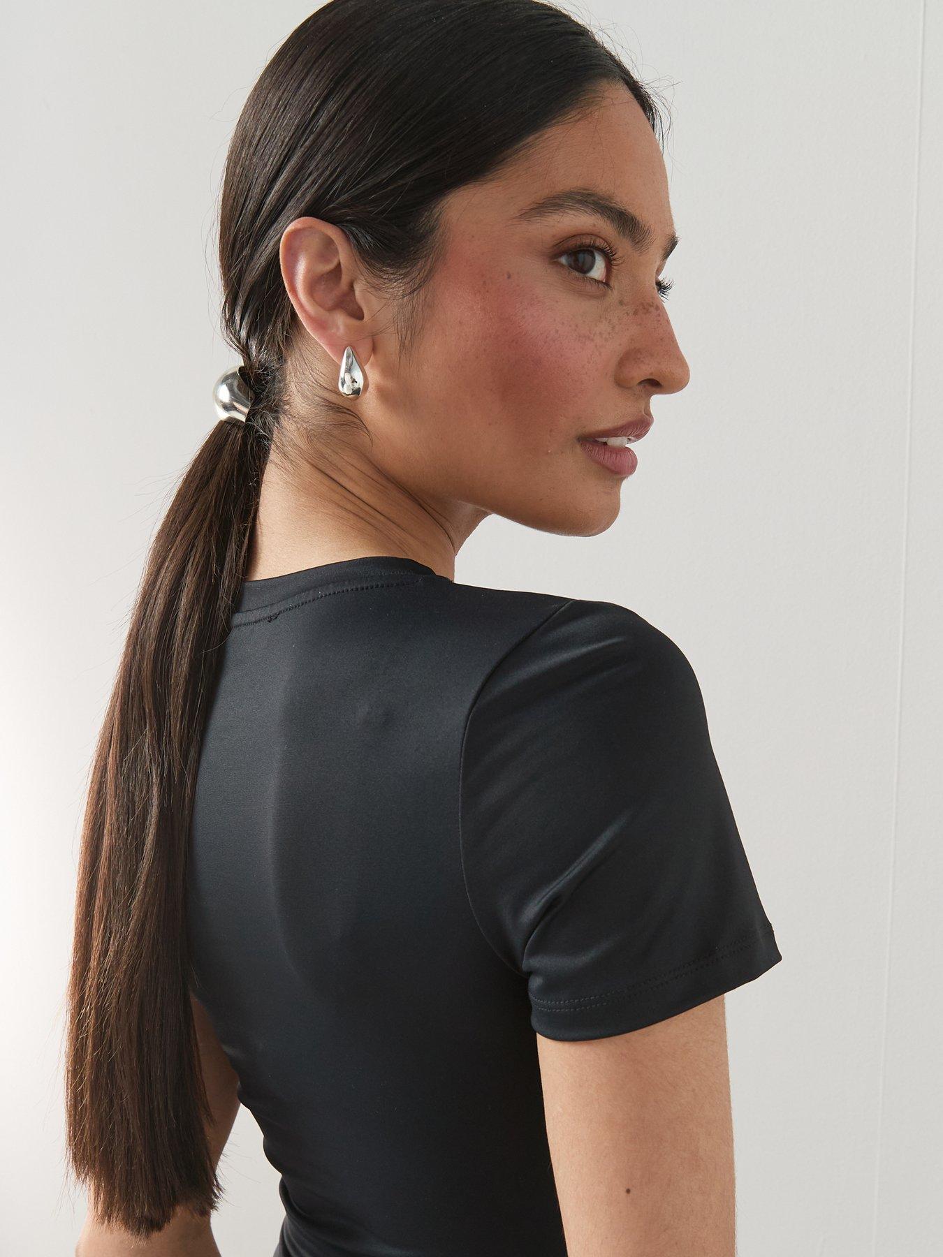 the-very-collection-soft-touch-short-sleeve-tee-blackoutfit