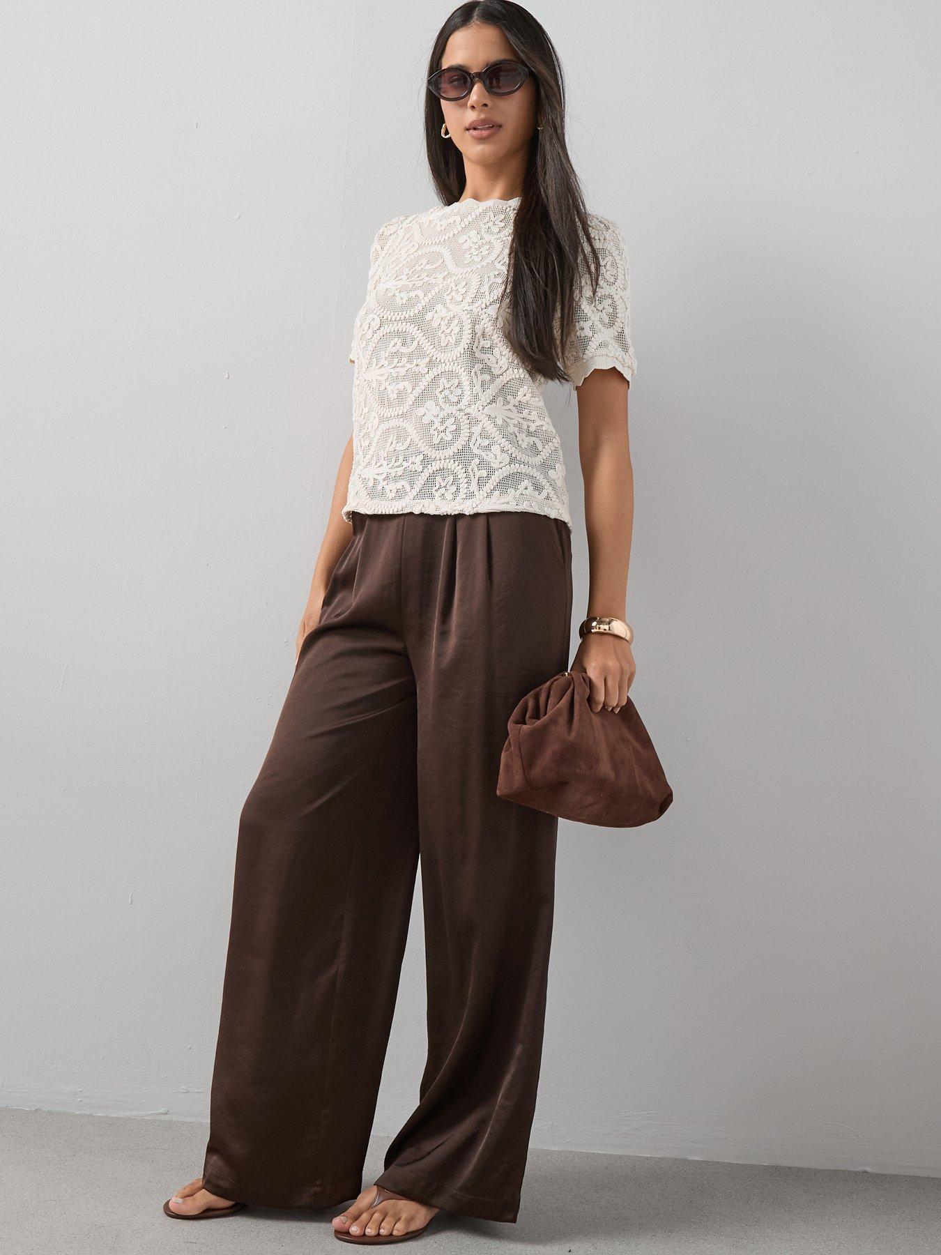 Image 3 of 7 of The Very Collection Cut Out Embroidered Short Sleeve Top - Cream