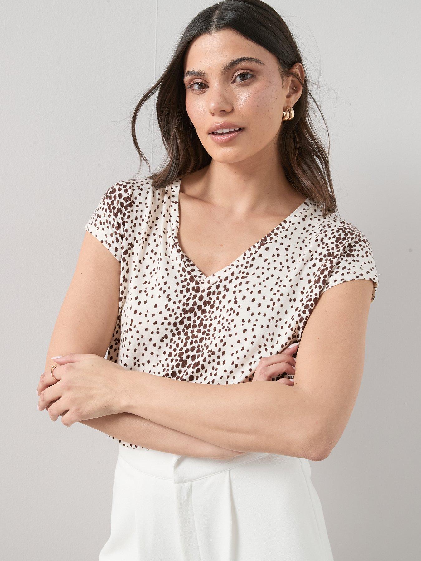 Image 5 of 6 of The Very Collection V-Neck Stretch T-Shirt - Multi