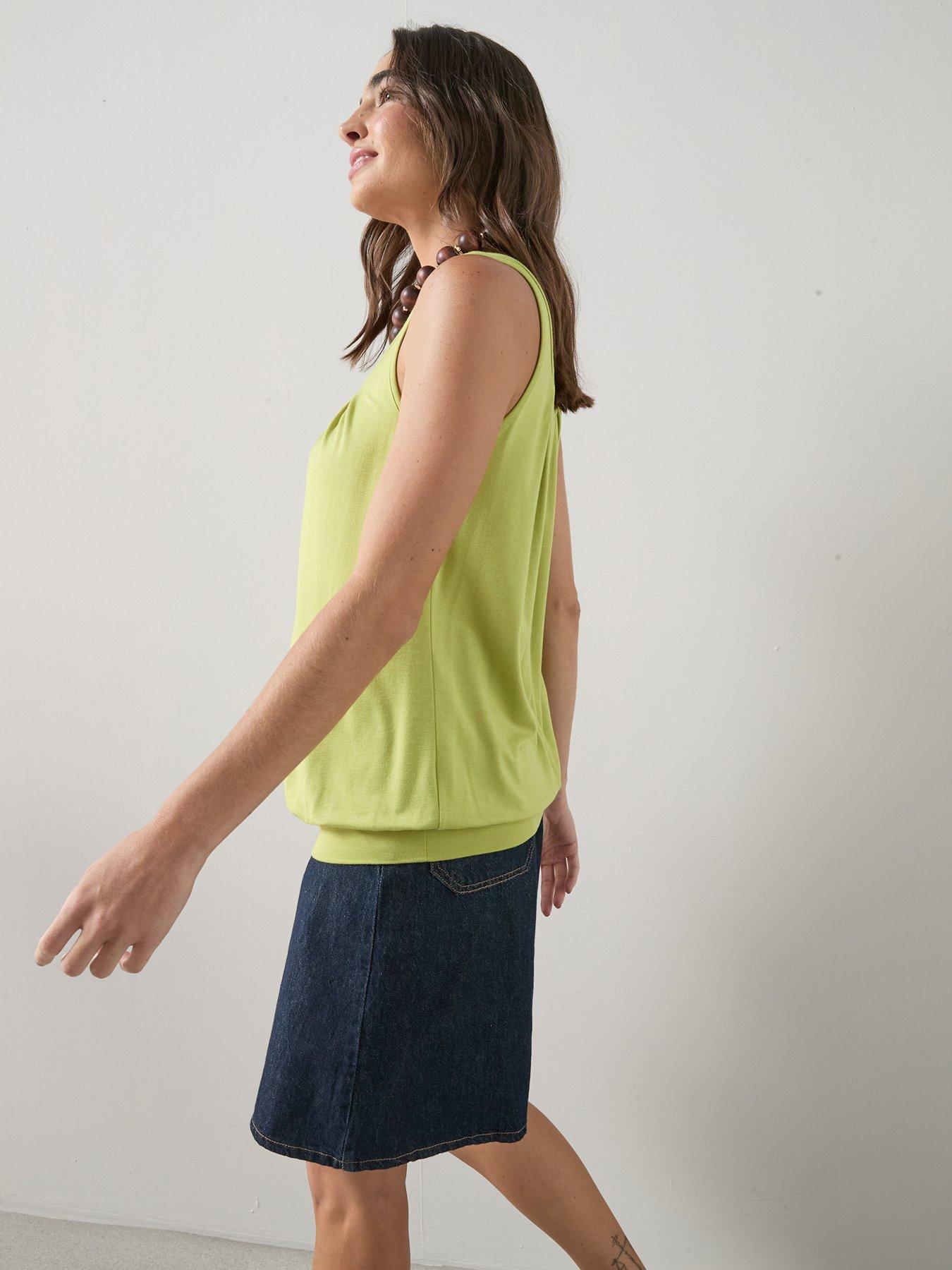 Image 6 of 7 of The Very Collection Stretch Bubble Hem Vest - Green