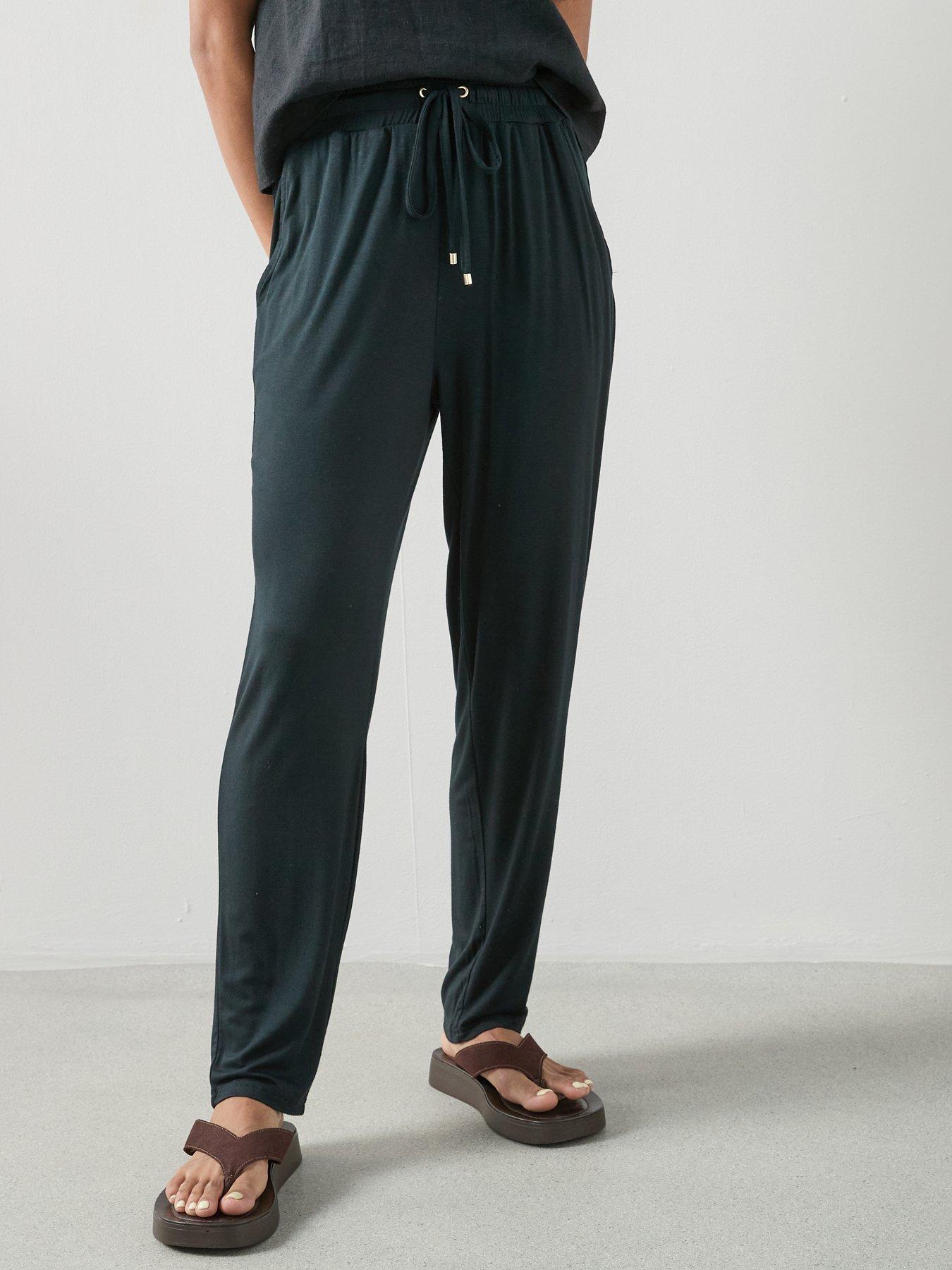 the-very-collection-stretch-tapered-trousers-blackoutfit