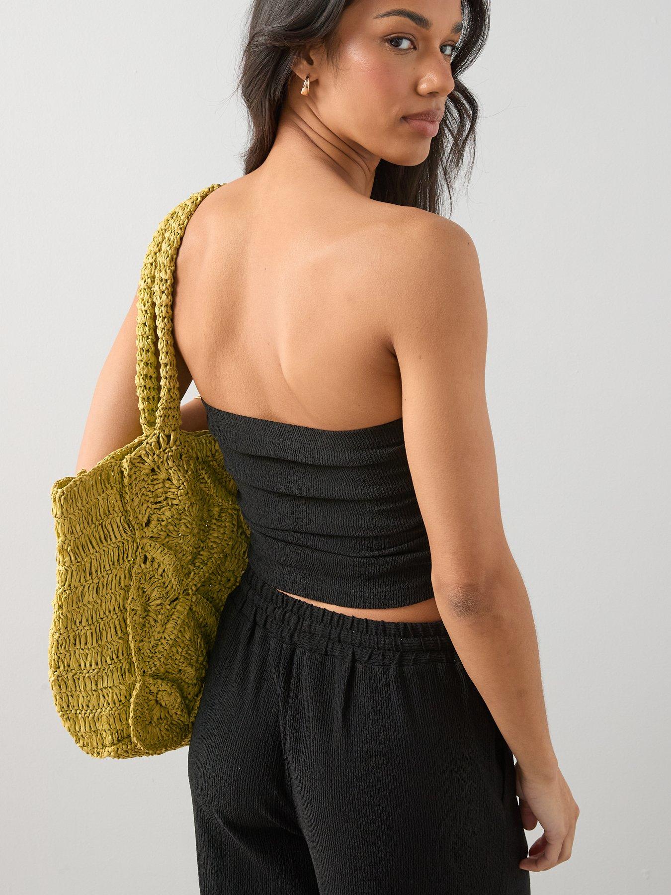 the-very-collection-crinkle-bandeau-top-blackstillFront