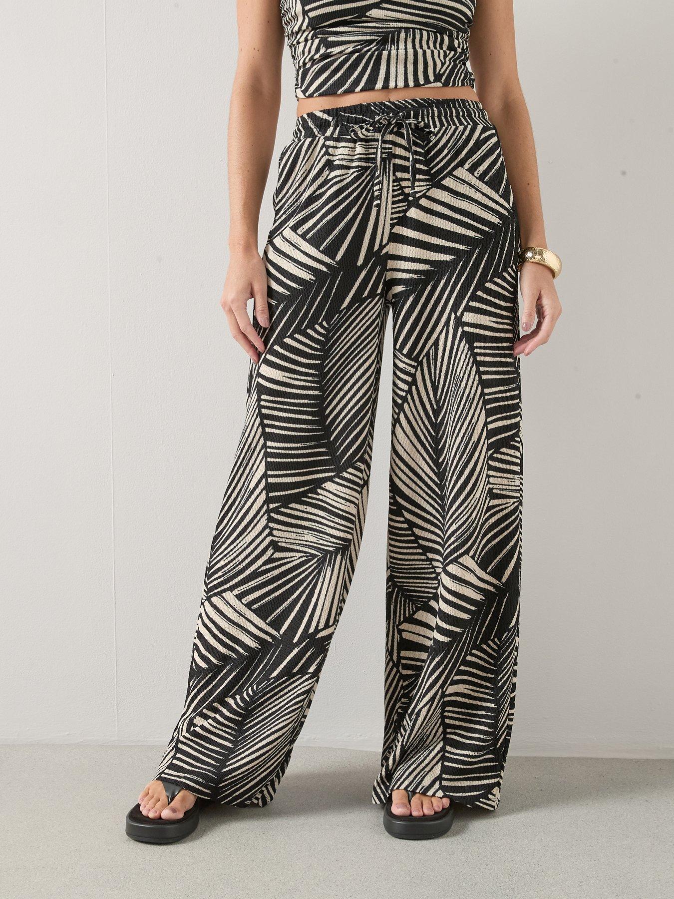 the-very-collection-textured-stretch-wide-leg-trousersoutfit