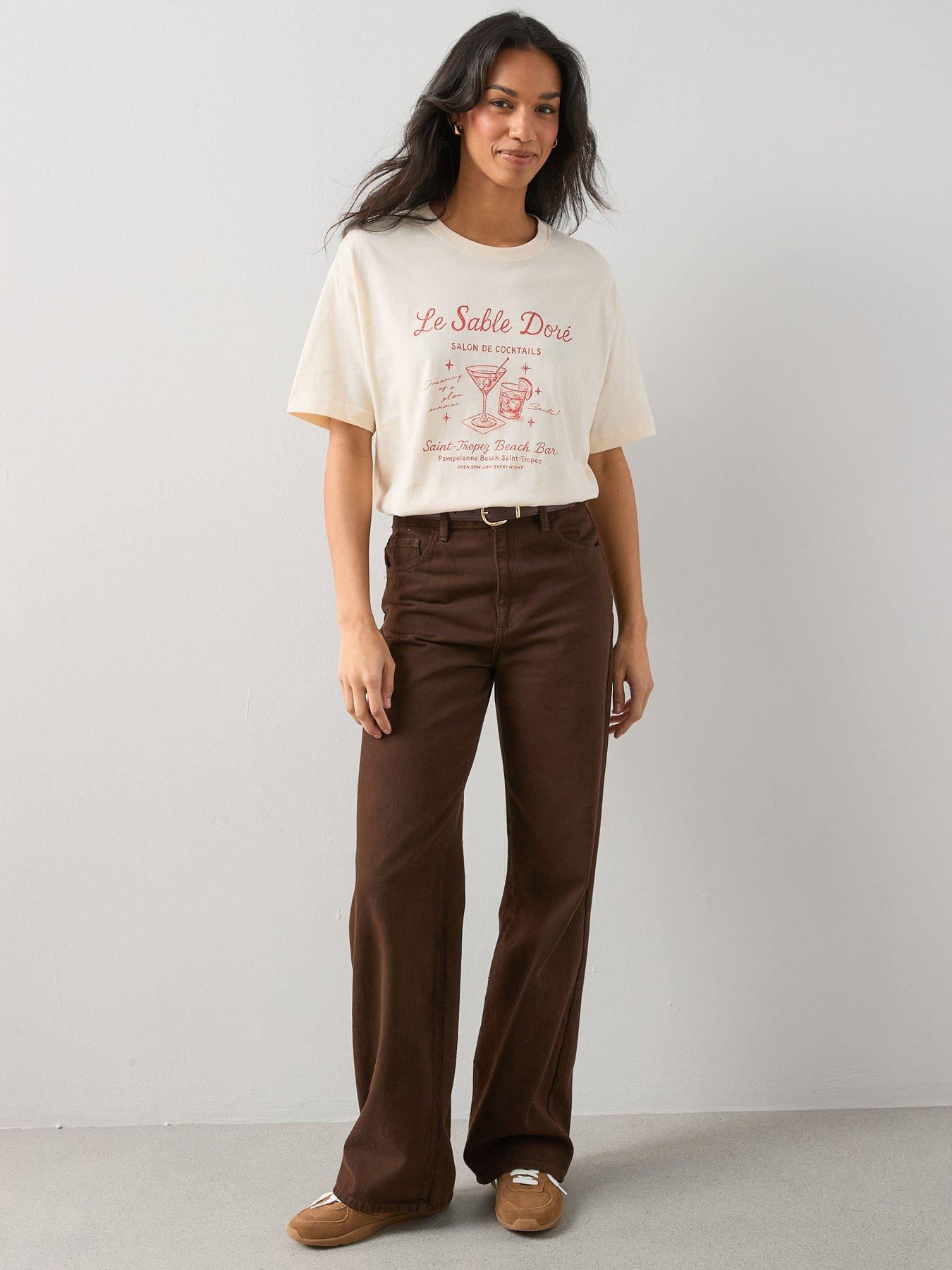 Image 5 of 7 of The Very Collection Cocktail Oversized Graphic T-Shirt - Cream