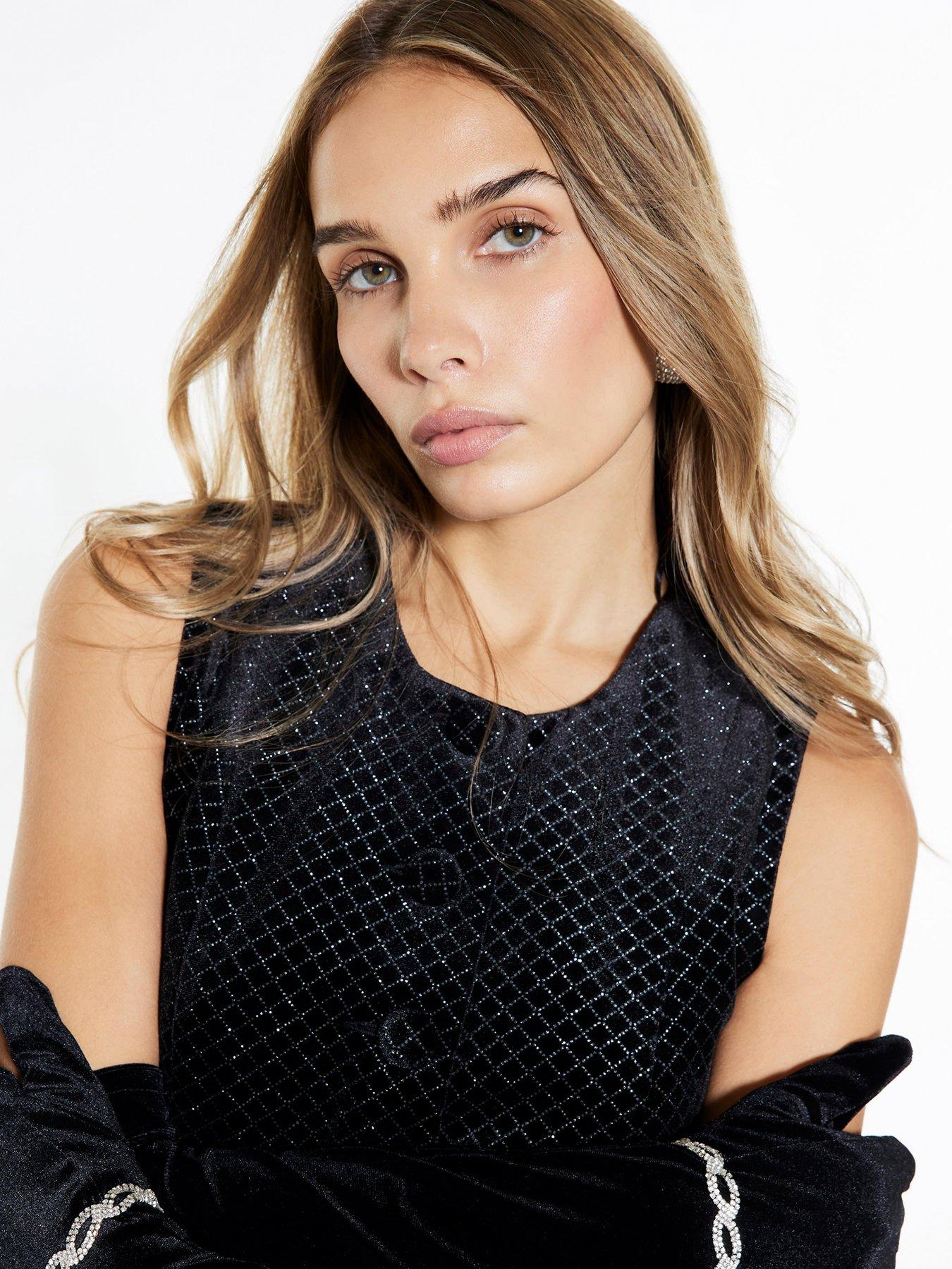 Image 4 of 4 of River Island Short Velvet Hotfix Waistcoat - Black