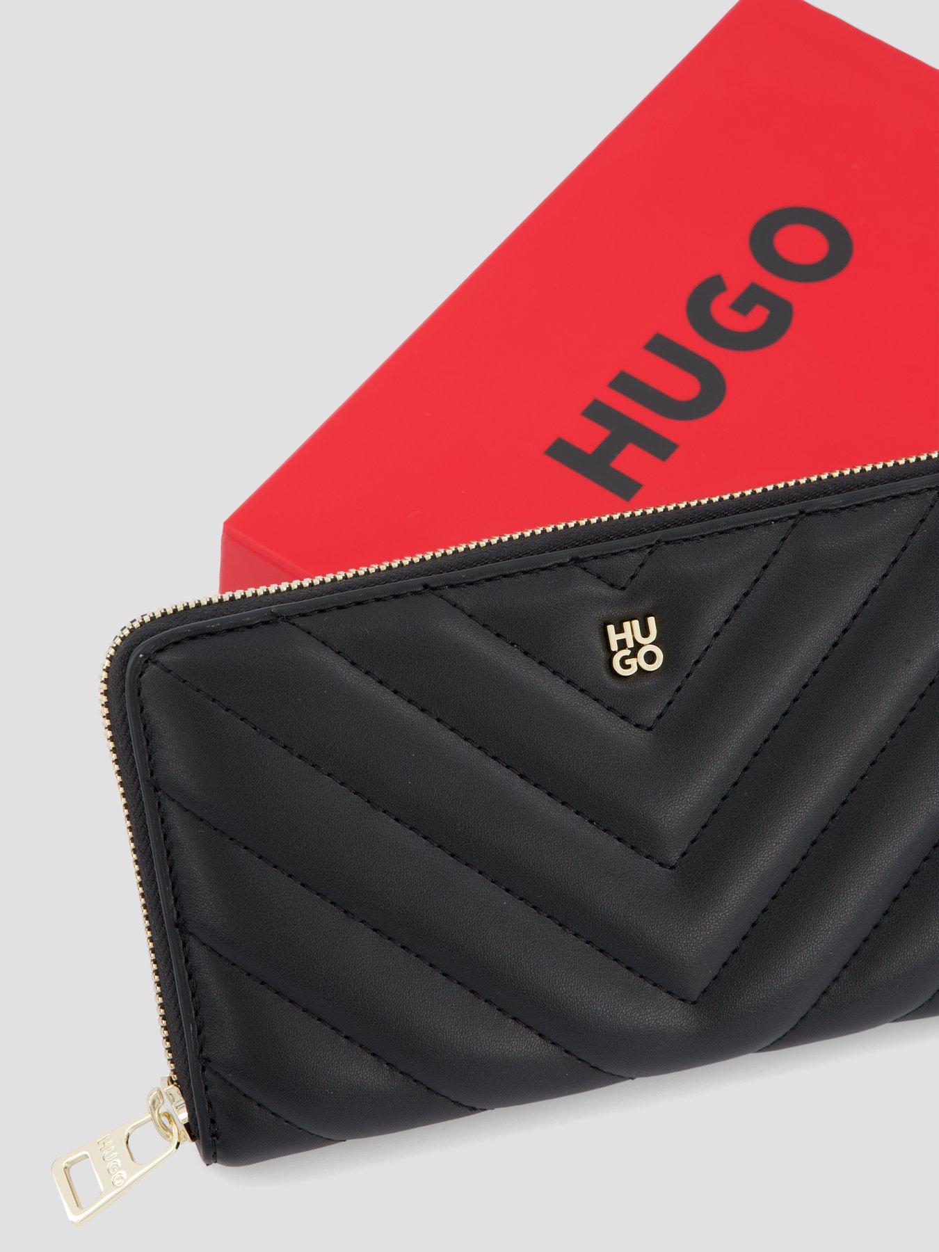 hugo-logo-chevron-purse-blackdetail