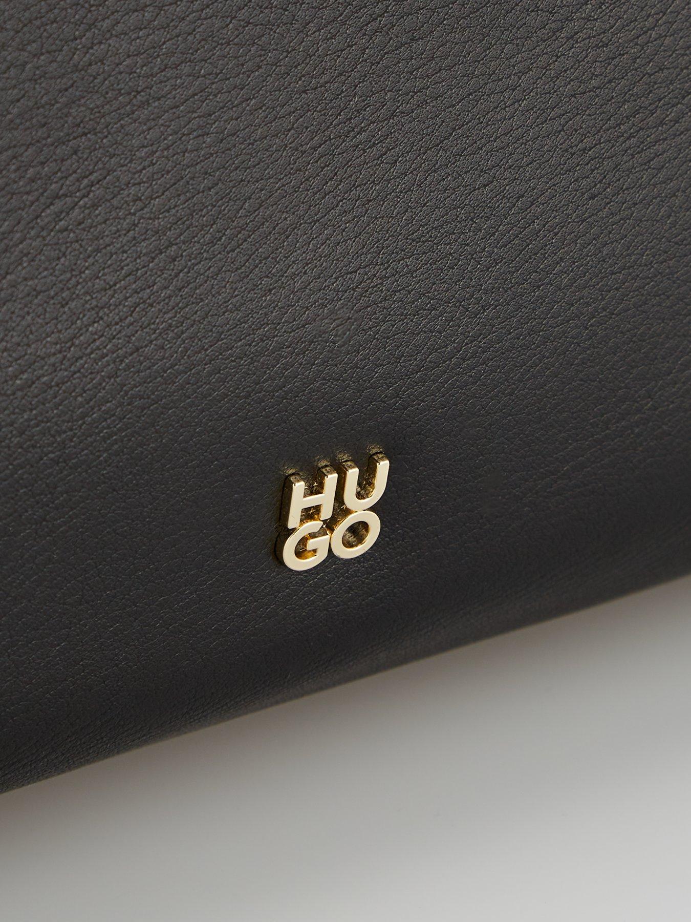 boss-neeko-tote-blackoutfit