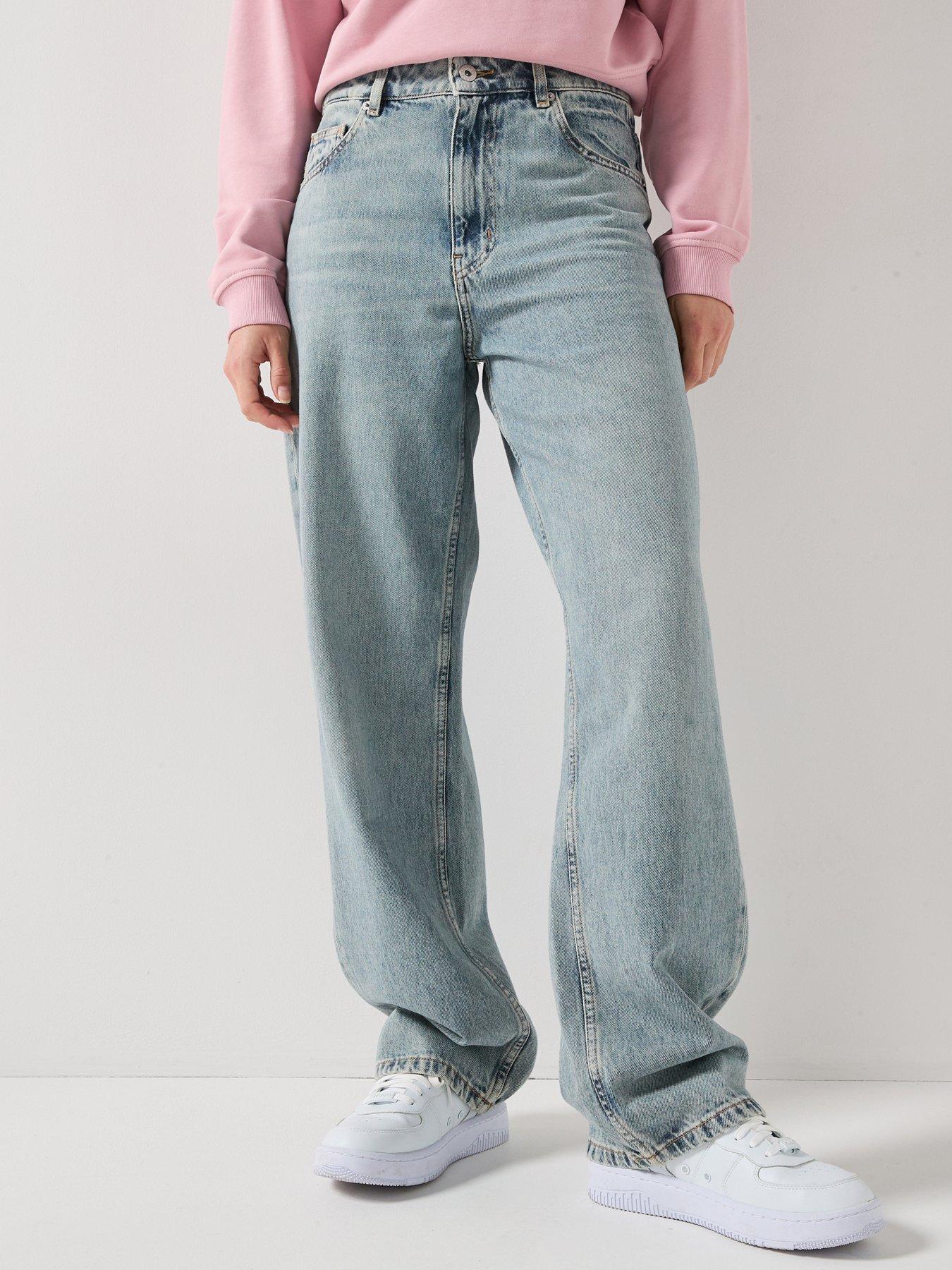 Image 1 of 6 of HUGO Leni Straight Leg Jeans - Blue