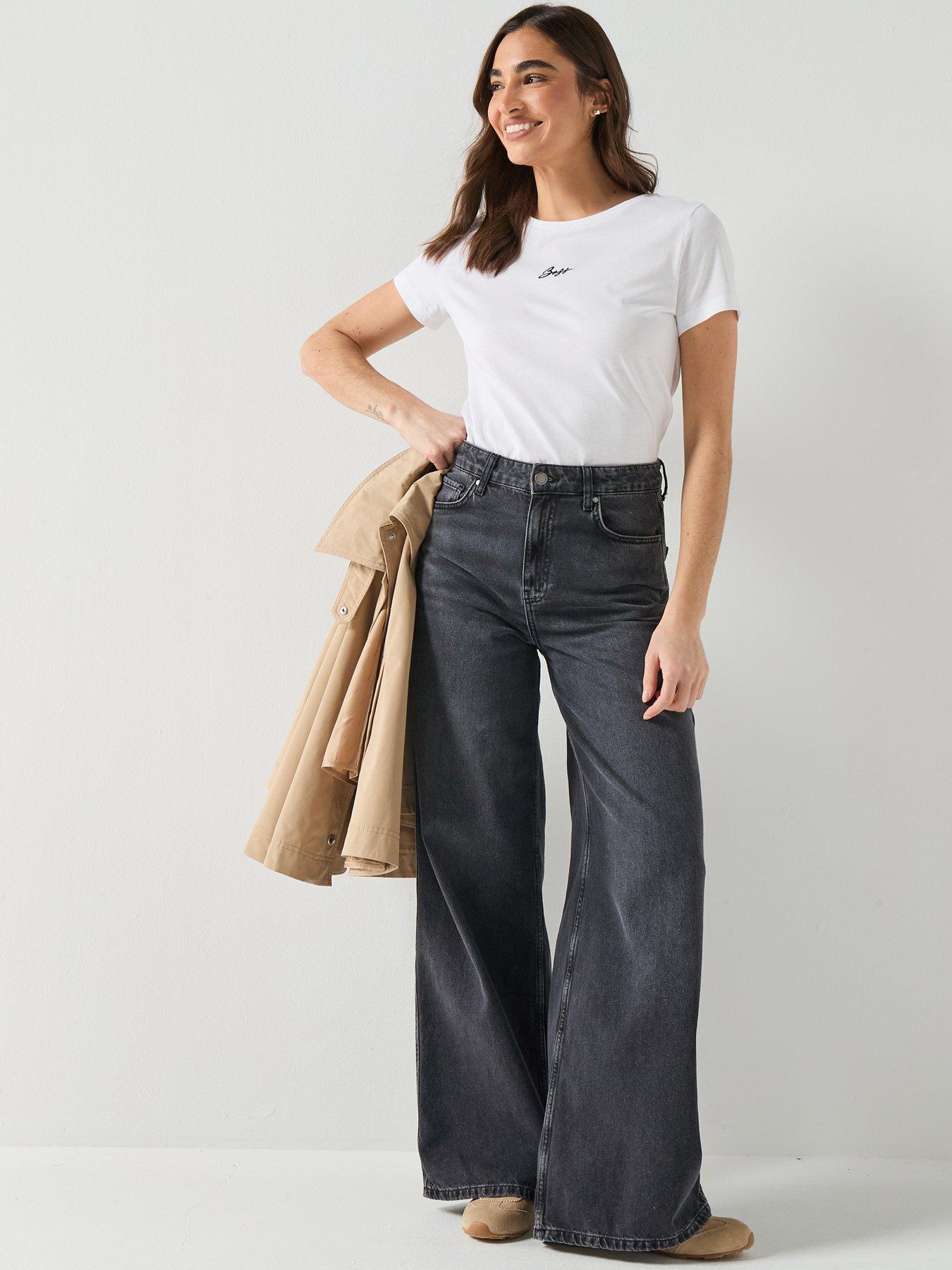 boss-elove-embroidered-top-whiteback