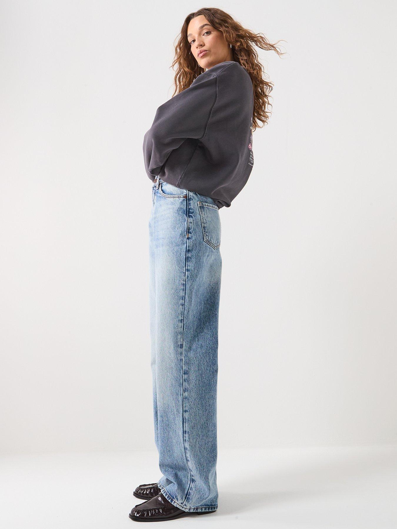 Image 6 of 6 of HUGO Straight Leg Jeans - Blue
