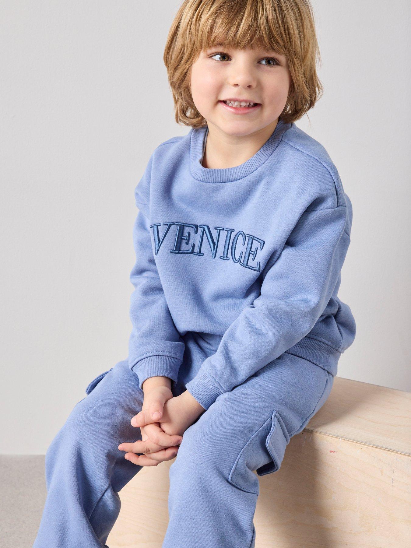 the-very-collection-boys-venice-sweatshirt-and-cargo-setdetail