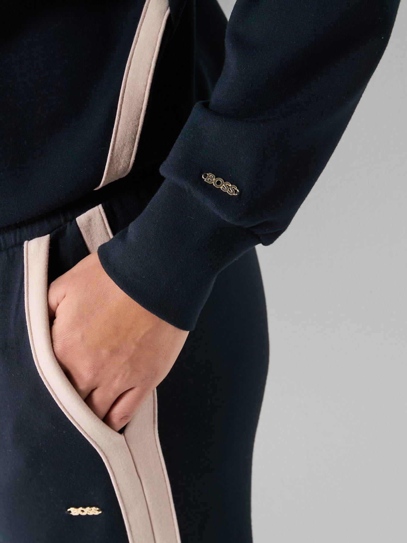 boss-mirage-sweatshirt-blackdetail