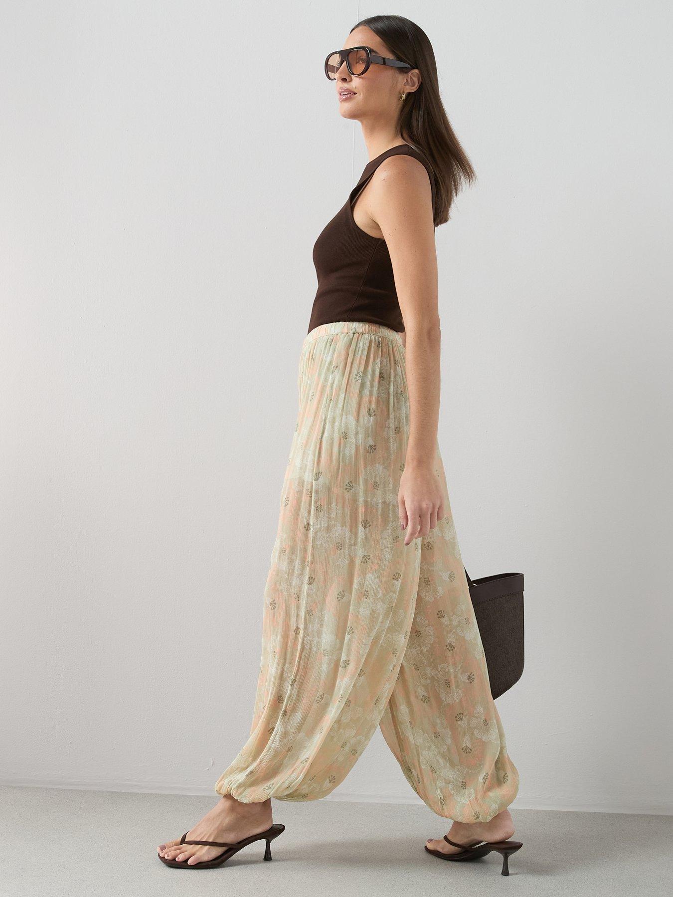 Image 6 of 6 of The Very Collection Harem Trouser - Floral Print