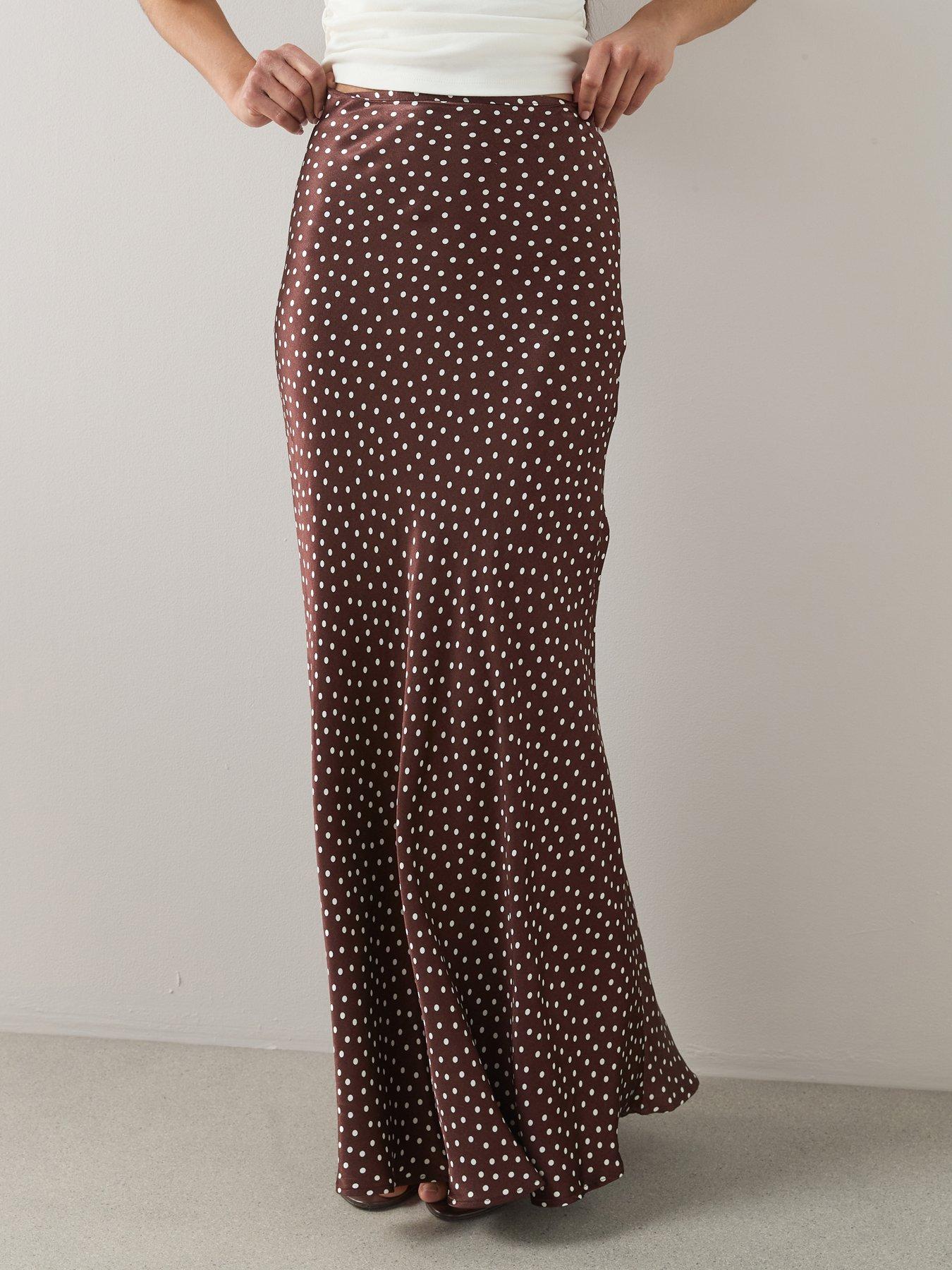 the-very-collection-satin-polka-dot-maxi-skirt-brownoutfit