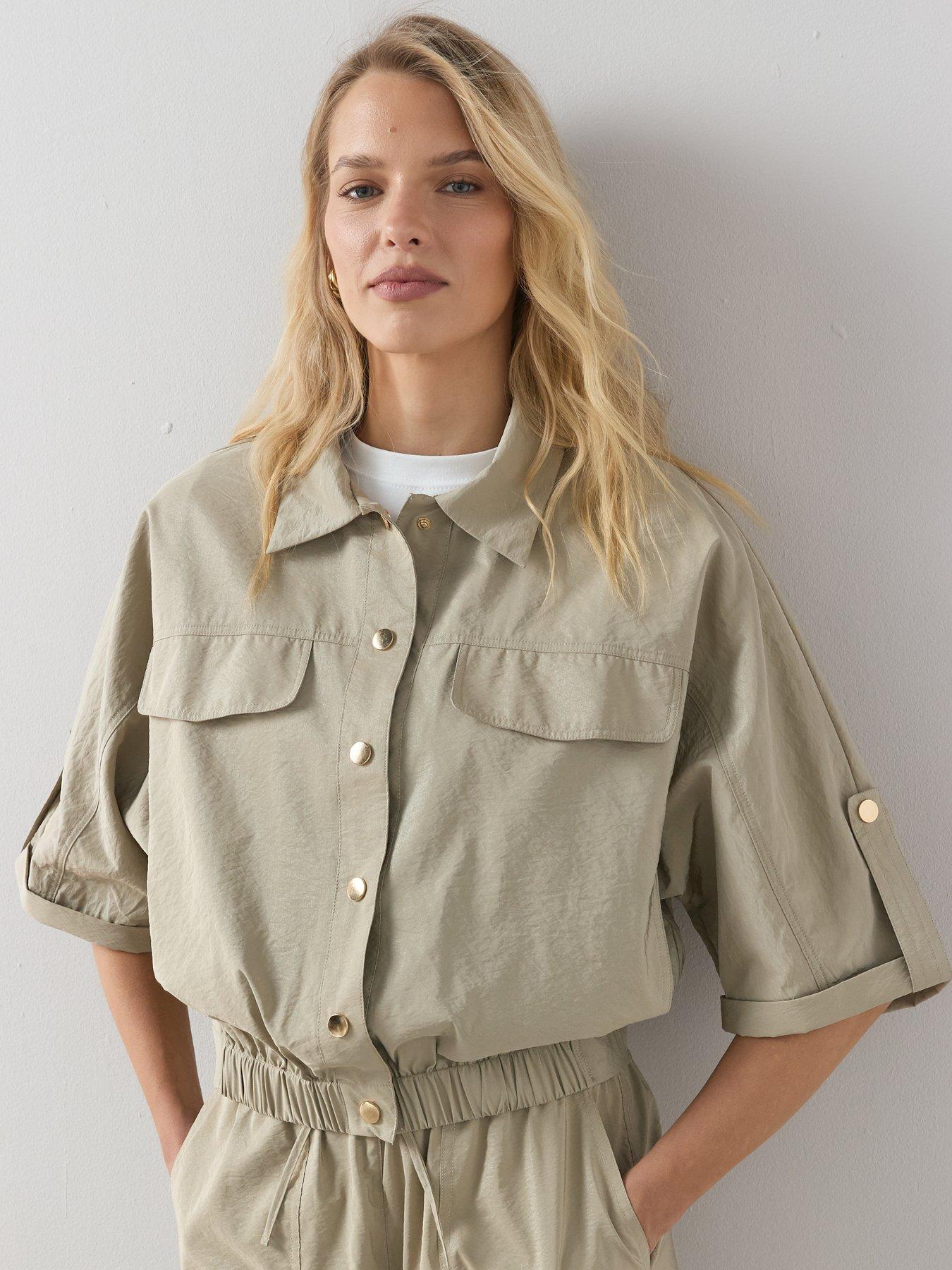 Image 4 of 7 of The Very Collection Short Sleeve Utility Co-Ord Jacket - Green