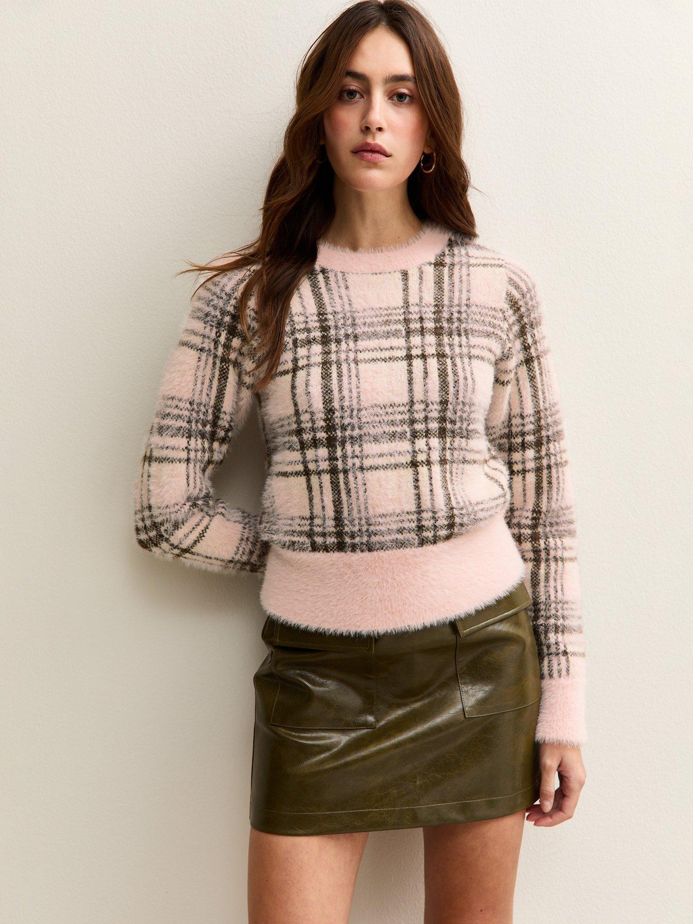 new-look-fluffy-check-jumper-pink