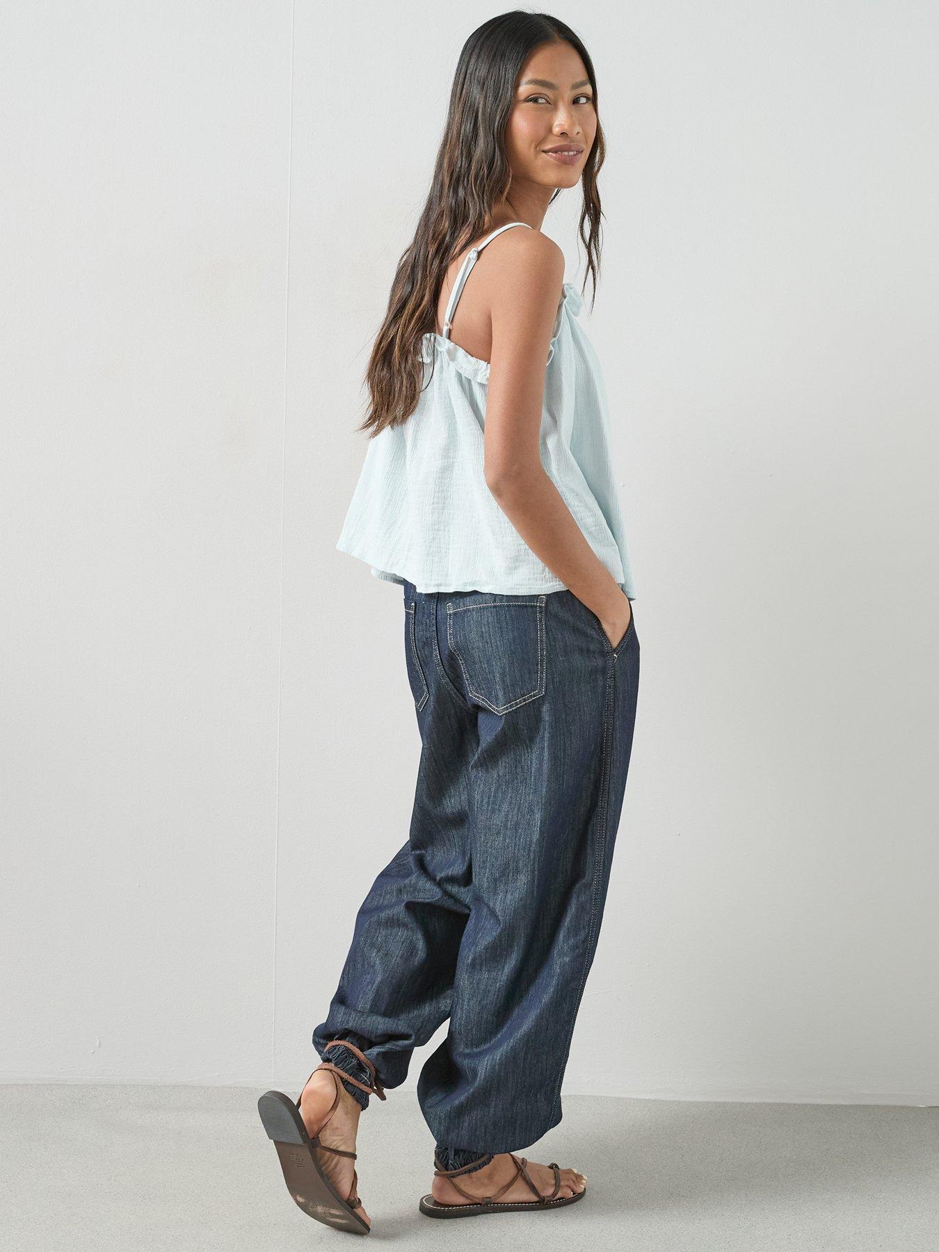 Image 6 of 7 of The Very Collection Crinkle Cami - Blue