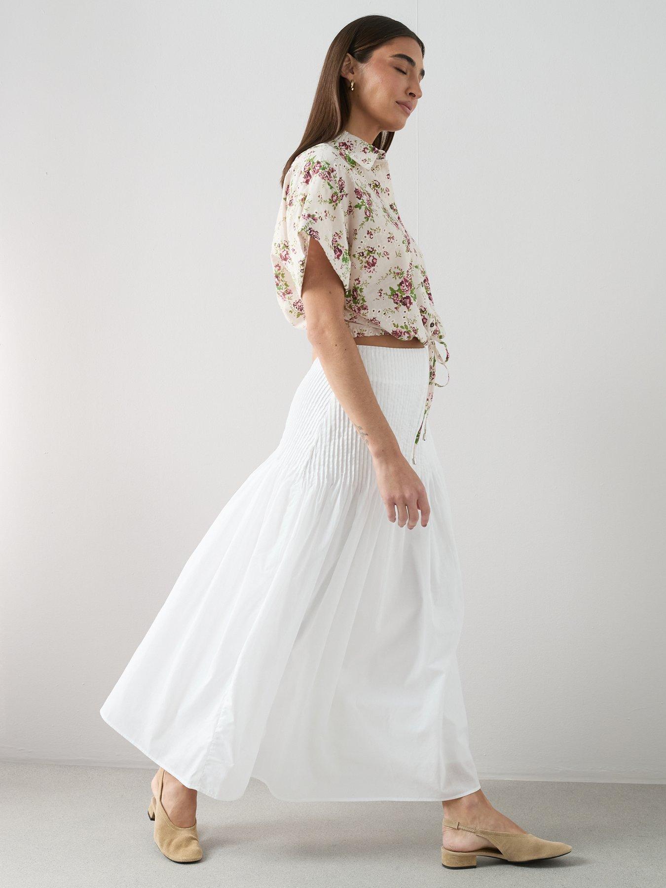 the-very-collection-pintuck-poplin-full-skirtback