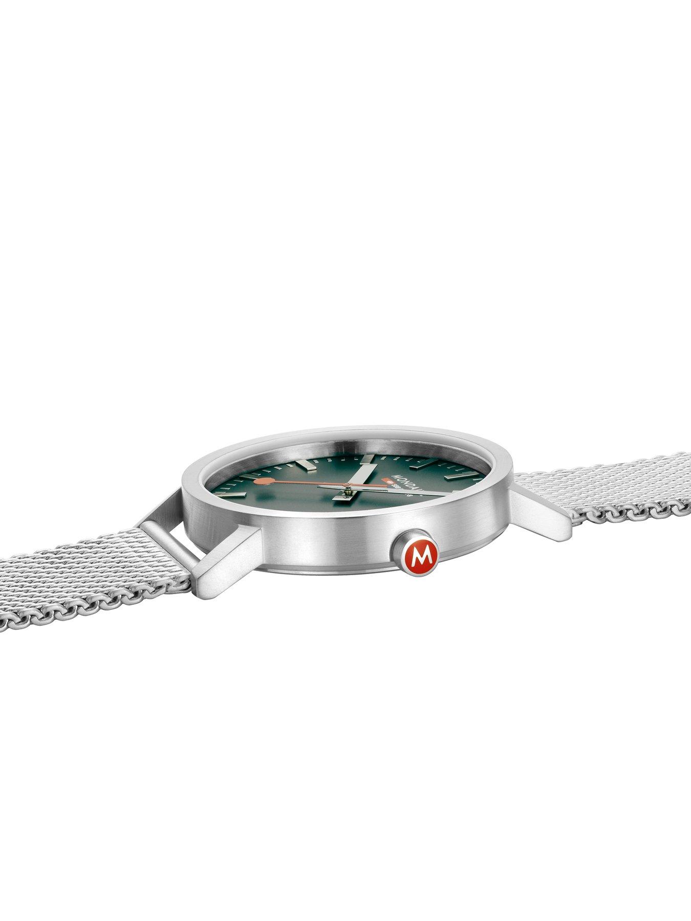 mondaine-classic-40mm-watchoutfit