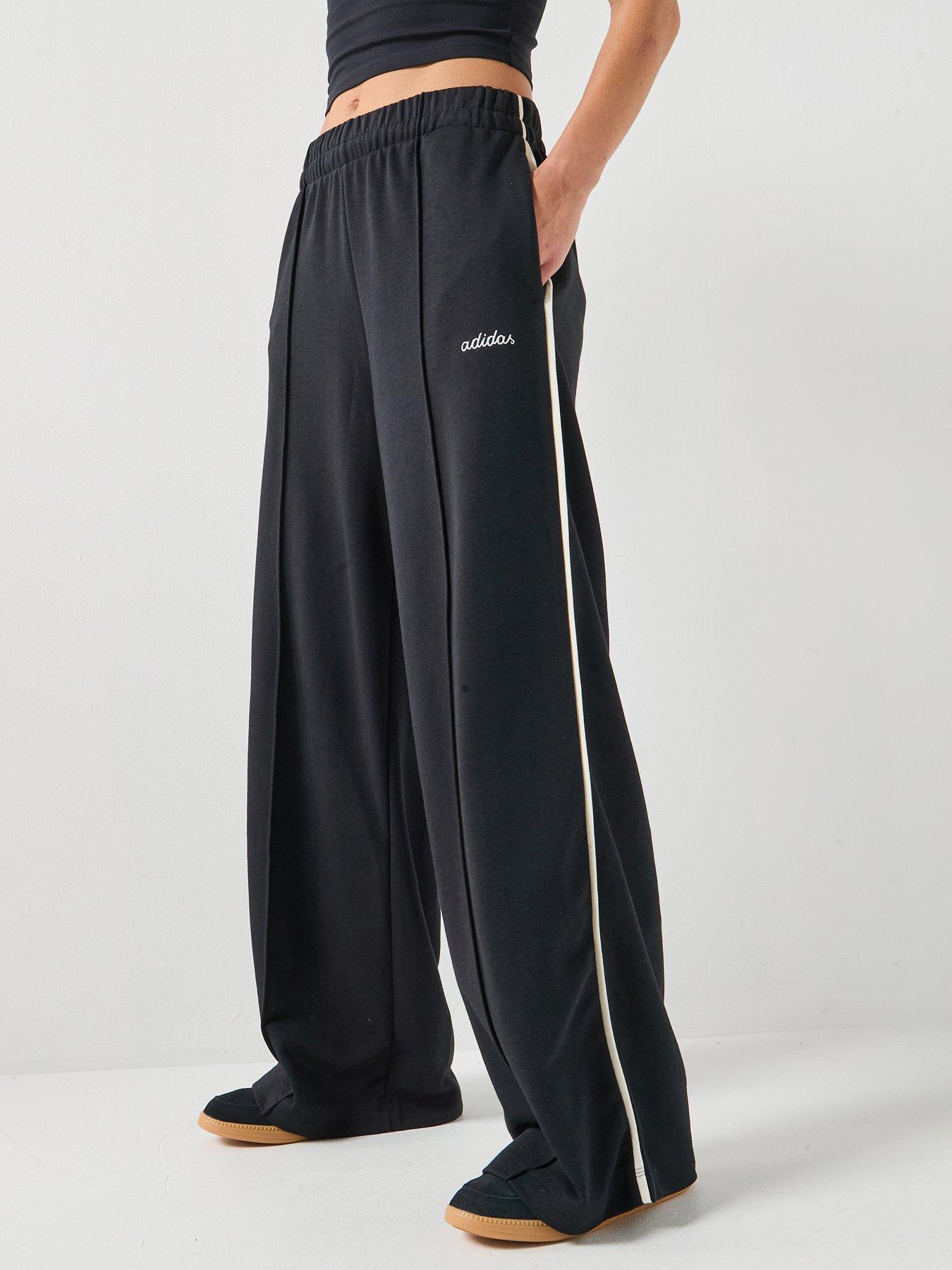 adidas-sportswear-womens-seasonal-essentials-colorpop-pants-with-embroidered-graphic-black