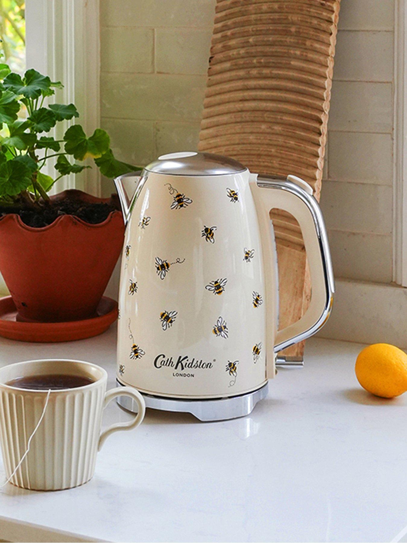 Image 4 of 7 of Laura Ashley Cath Kidston 4-Slice Toaster and Kettle Twin Pack - Cream with Bees