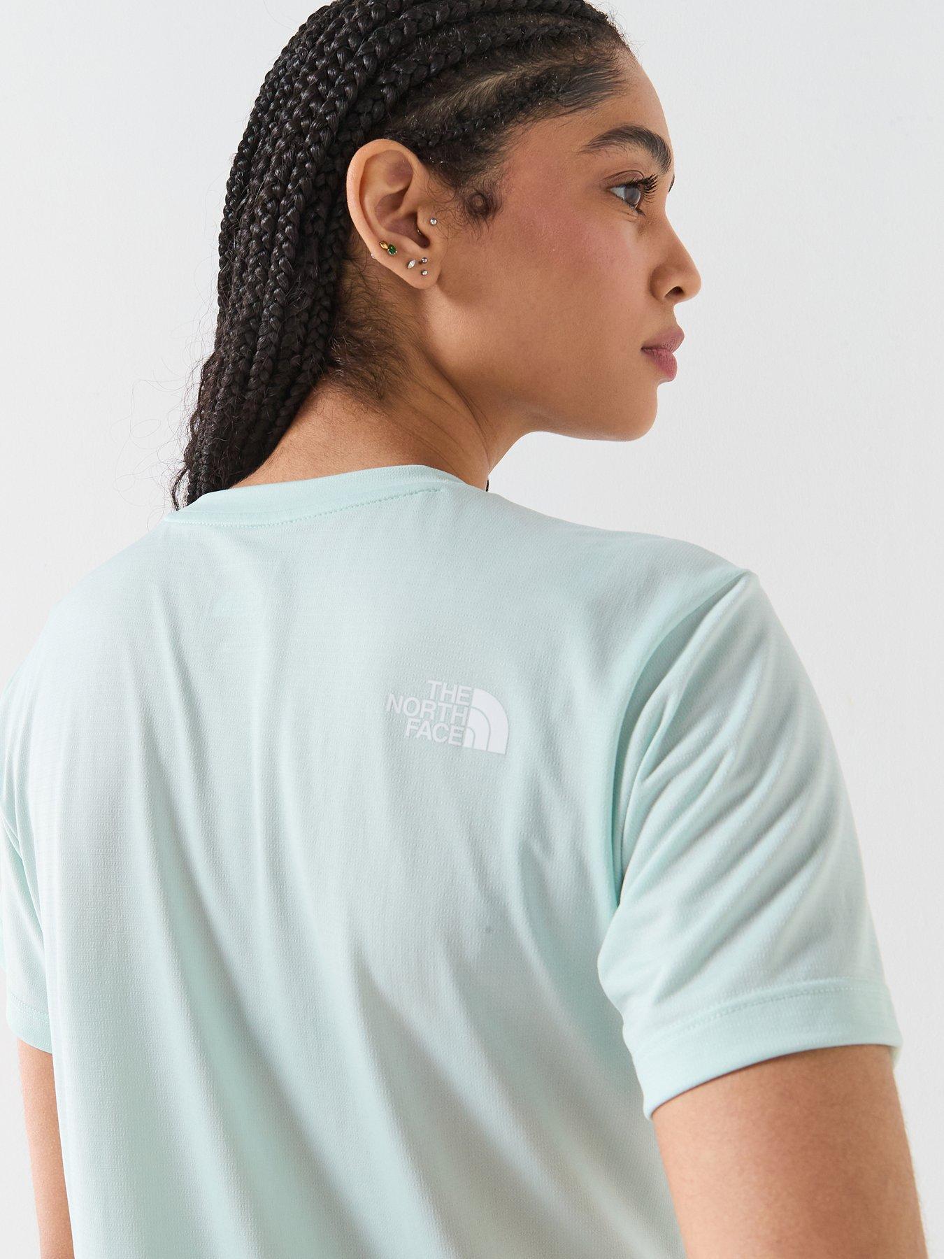 the-north-face-womens-flex-t-shirt-blueoutfit