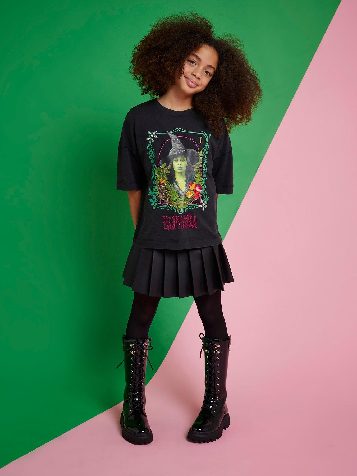 river-island-older-girls-wicked-elphaba-t-shirt-grey
