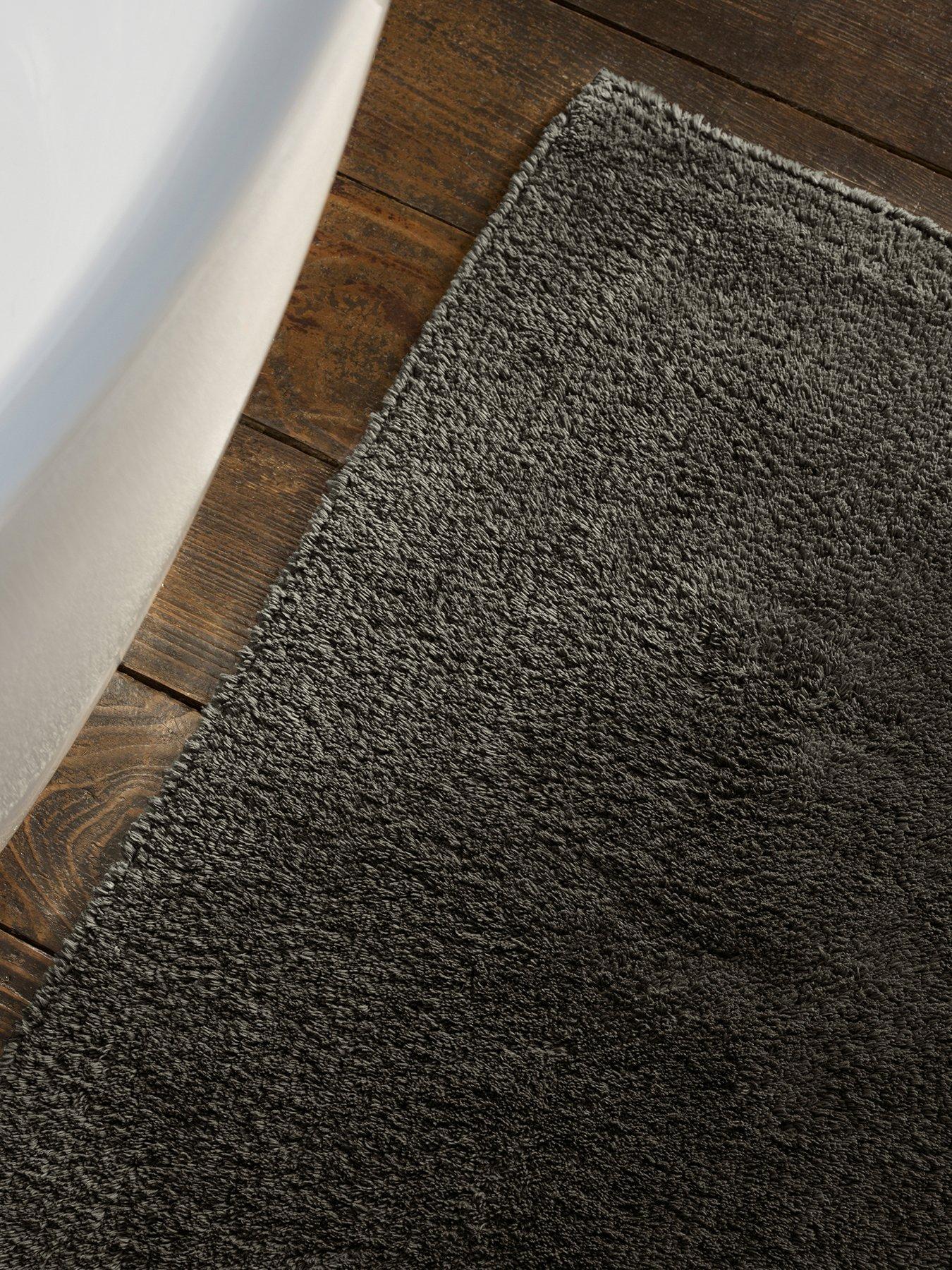 christy-reversible-medium-bath-rug